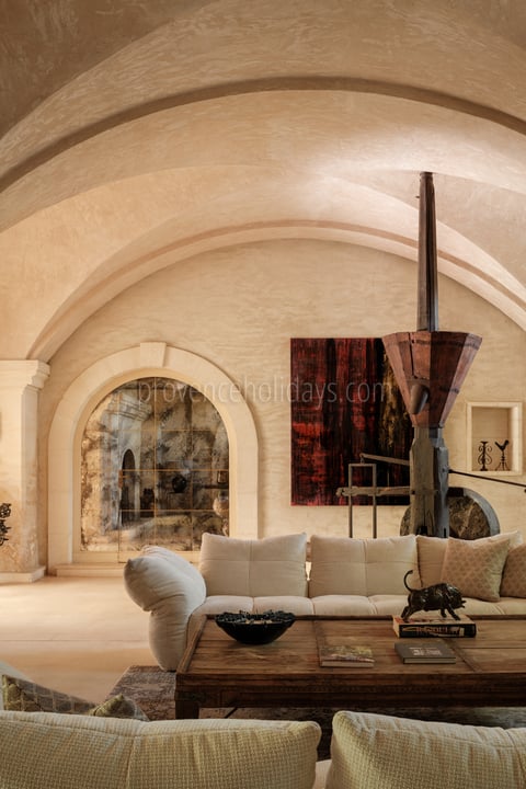 71 - Mas de Maussane: Villa: Interior