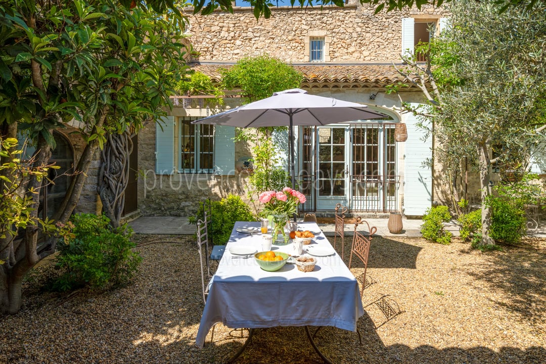 10 - Mas Lou Miradou: Villa: Exterior