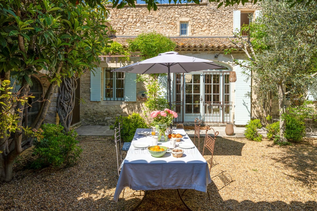 10 - Mas Lou Miradou: Villa: Exterior