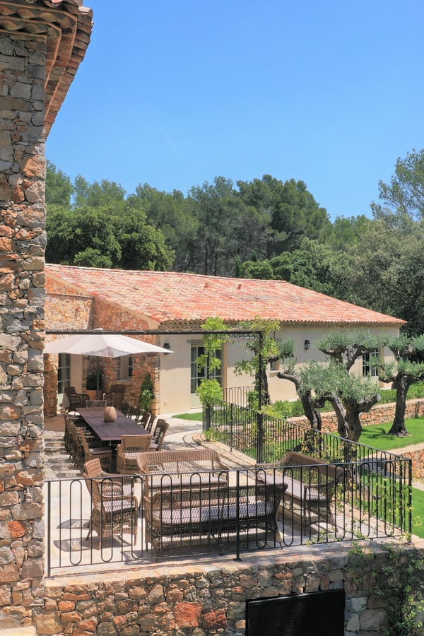 villa exterior