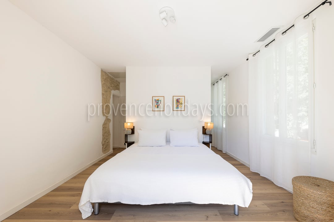 17 - Le Coeur de Saint-Rémy: Villa: Bedroom 2