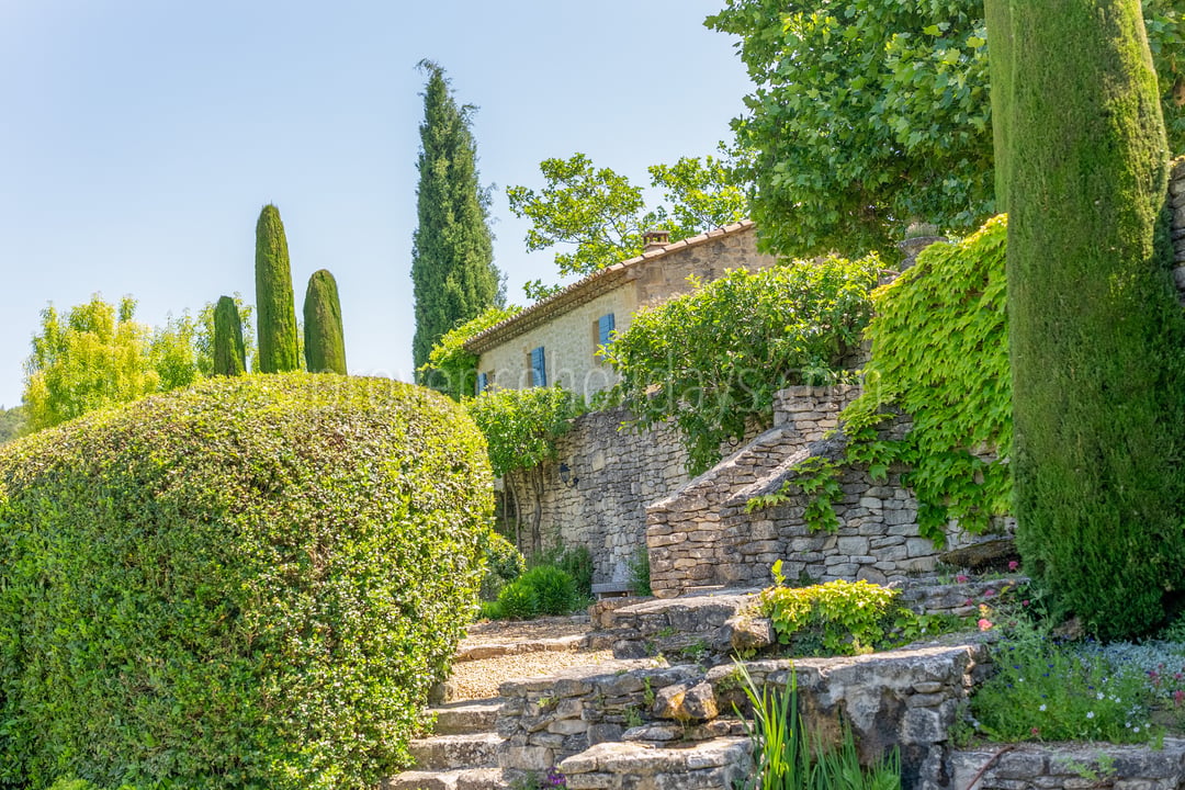 63 - Le Mas de Bonnieux: Villa: Exterior