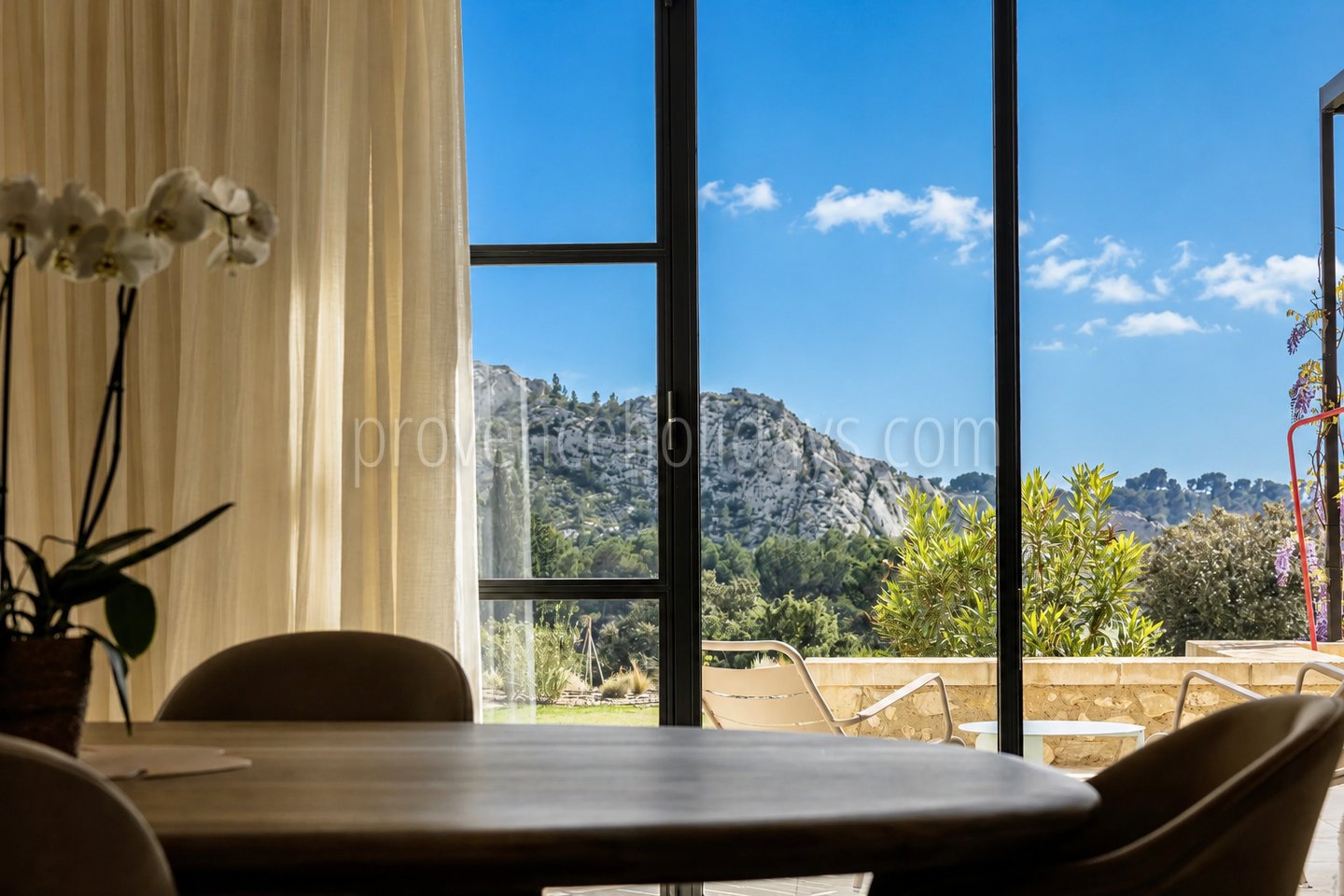 86 - Le Loup des Alpilles: Villa: Interior