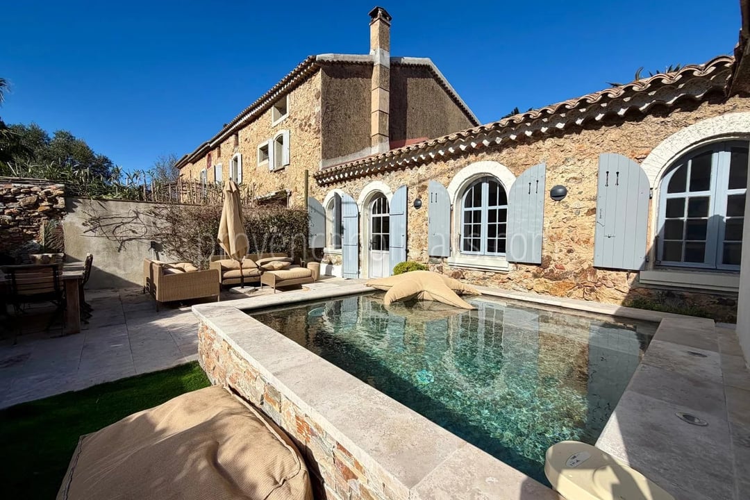 4 - Single-storey mas in Gassin: Villa: Pool