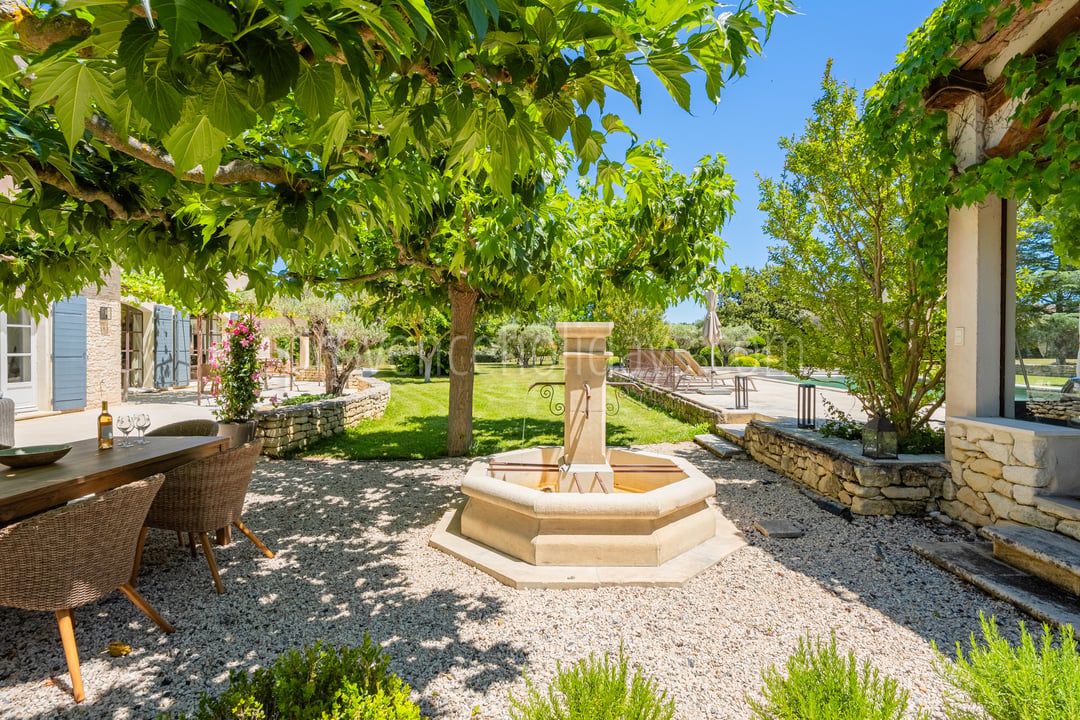 72 - Horizon Sainte-Victoire: Villa: Exterior