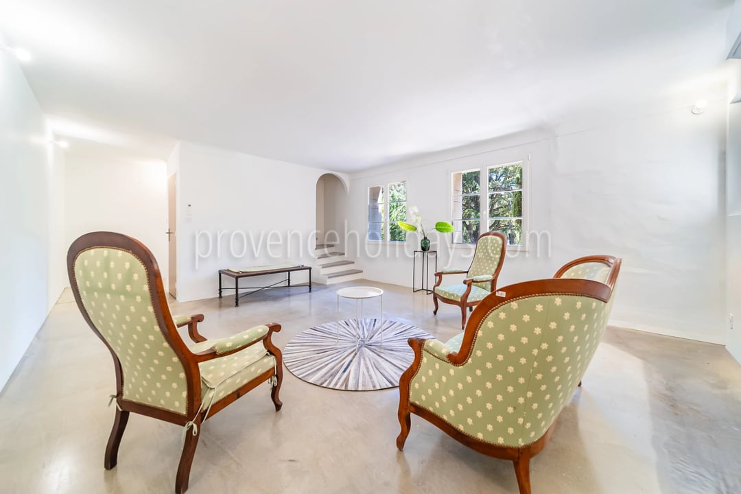 18 - Characterful house in Bonnieux: Villa: Interior