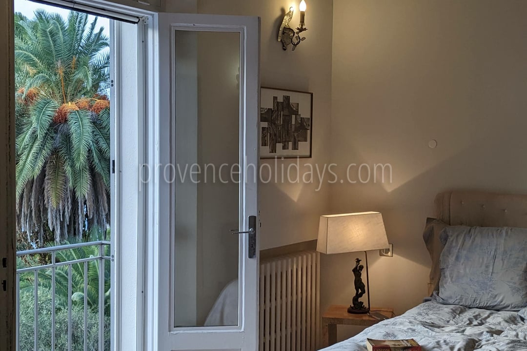 50 - Villa Cap d\'Antibes: Villa: Bedroom