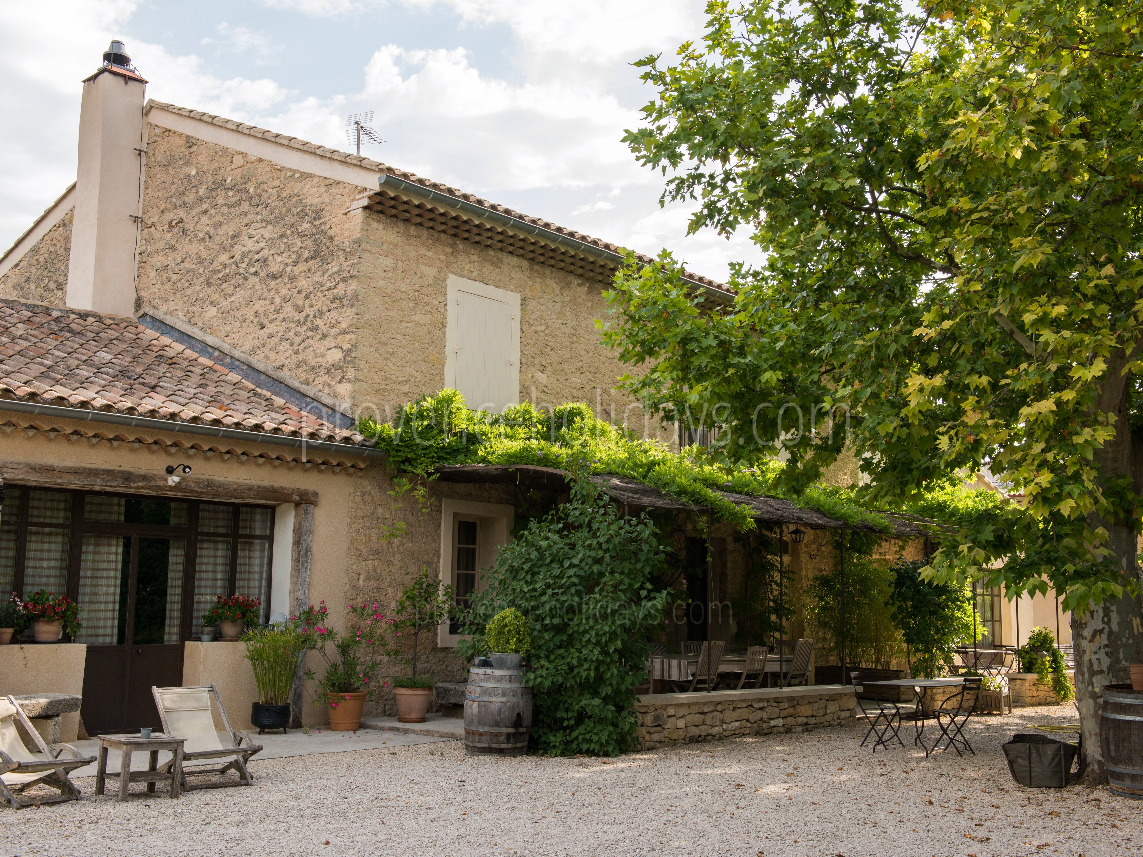 2 - Chez Audrey: Villa: Exterior