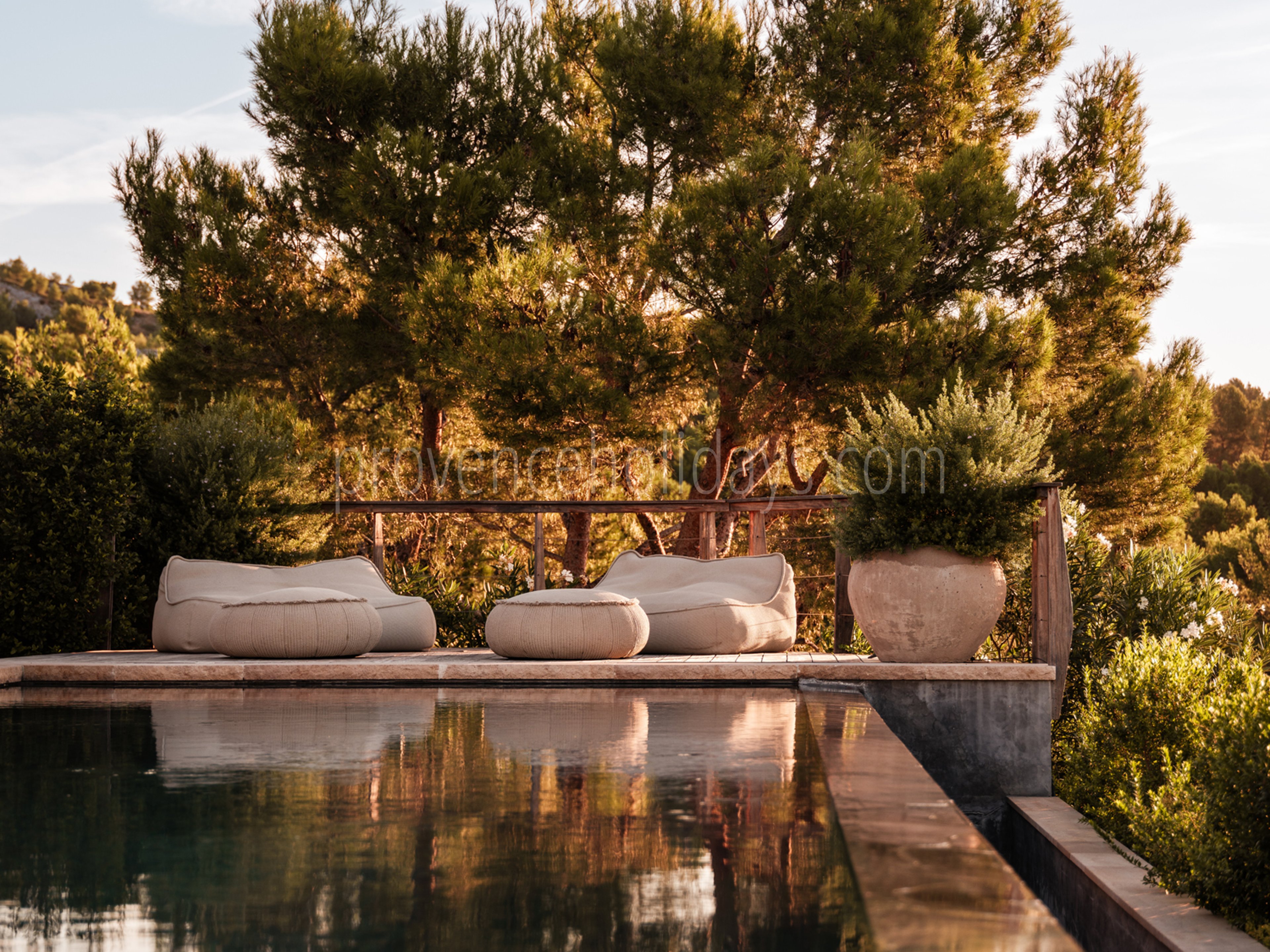 43 - Villa Paradis: Villa: Pool