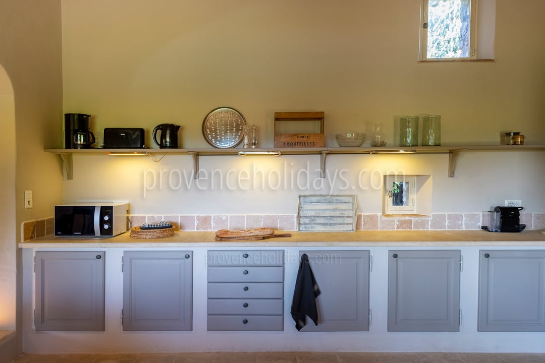 10 - Le Mas de Joucas: Villa: Interior