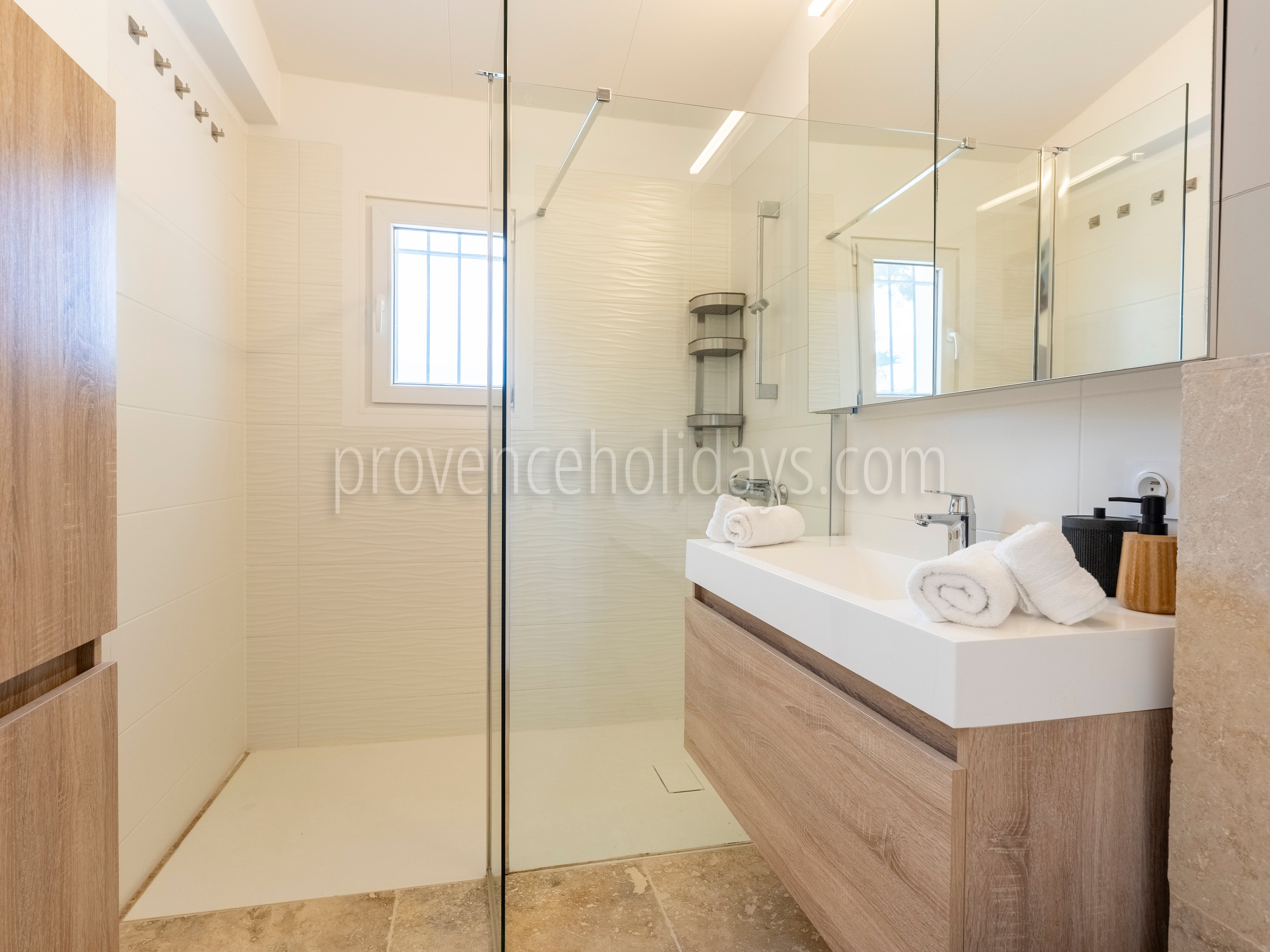 10 - Villa Valmer: Villa: Bathroom