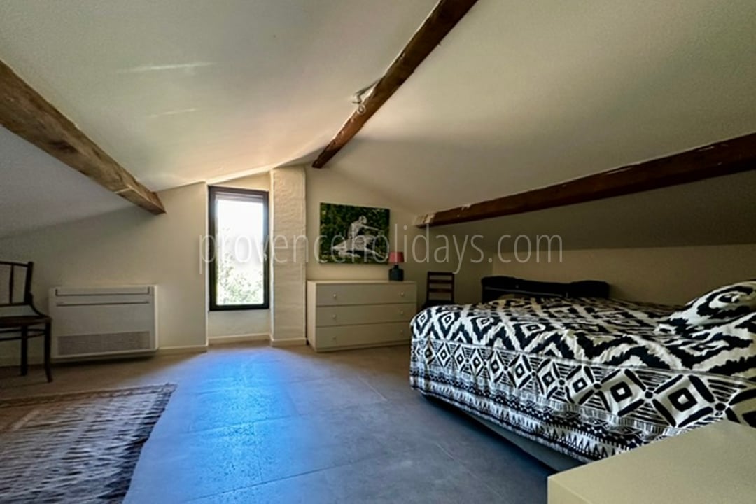 11 - La Bastide: Villa: Bedroom