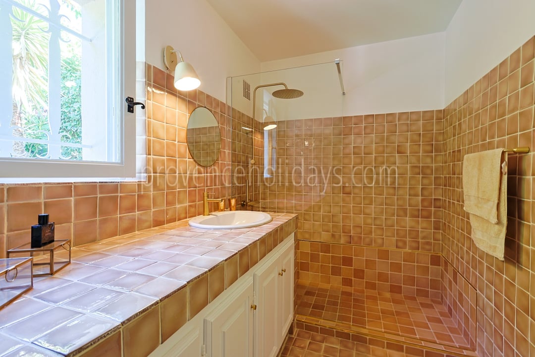 7 - Villa Gaby: Villa: Bathroom