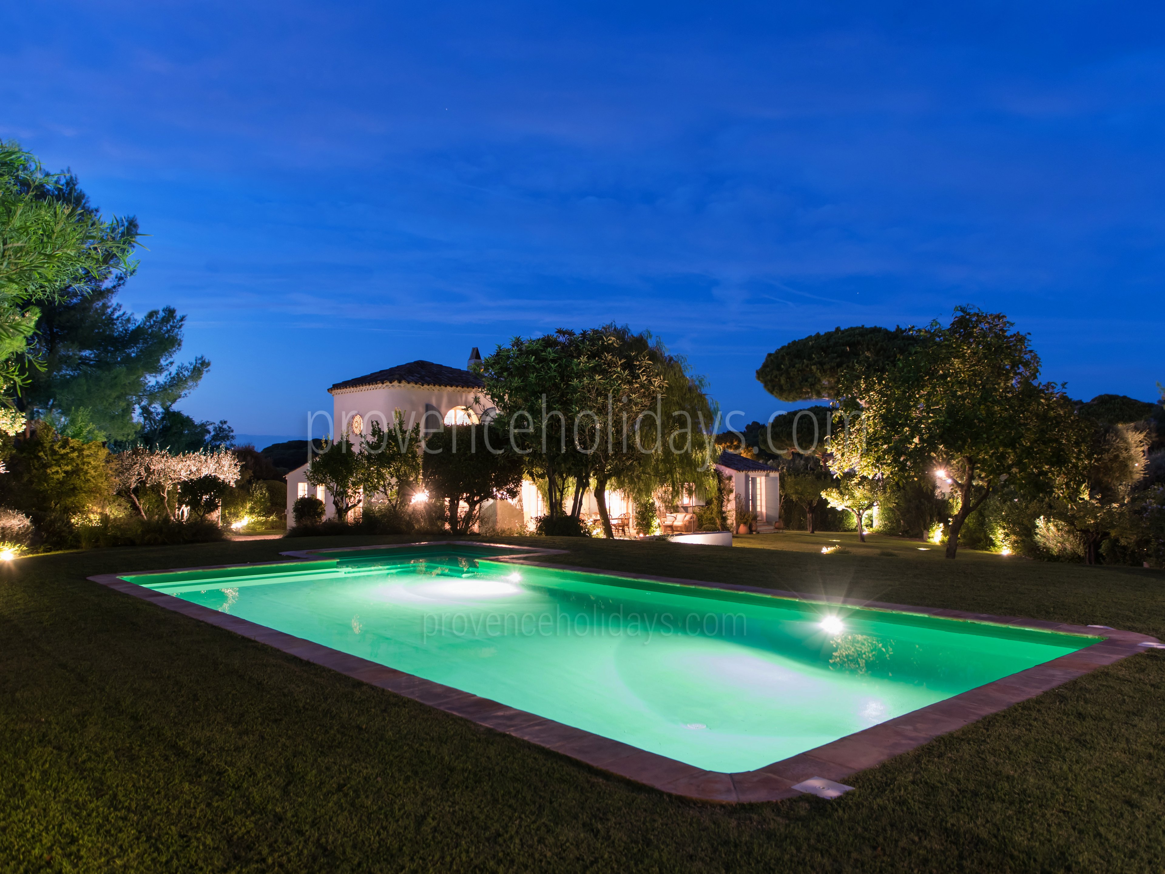 4 - Évasion Tropézienne: Villa: Pool