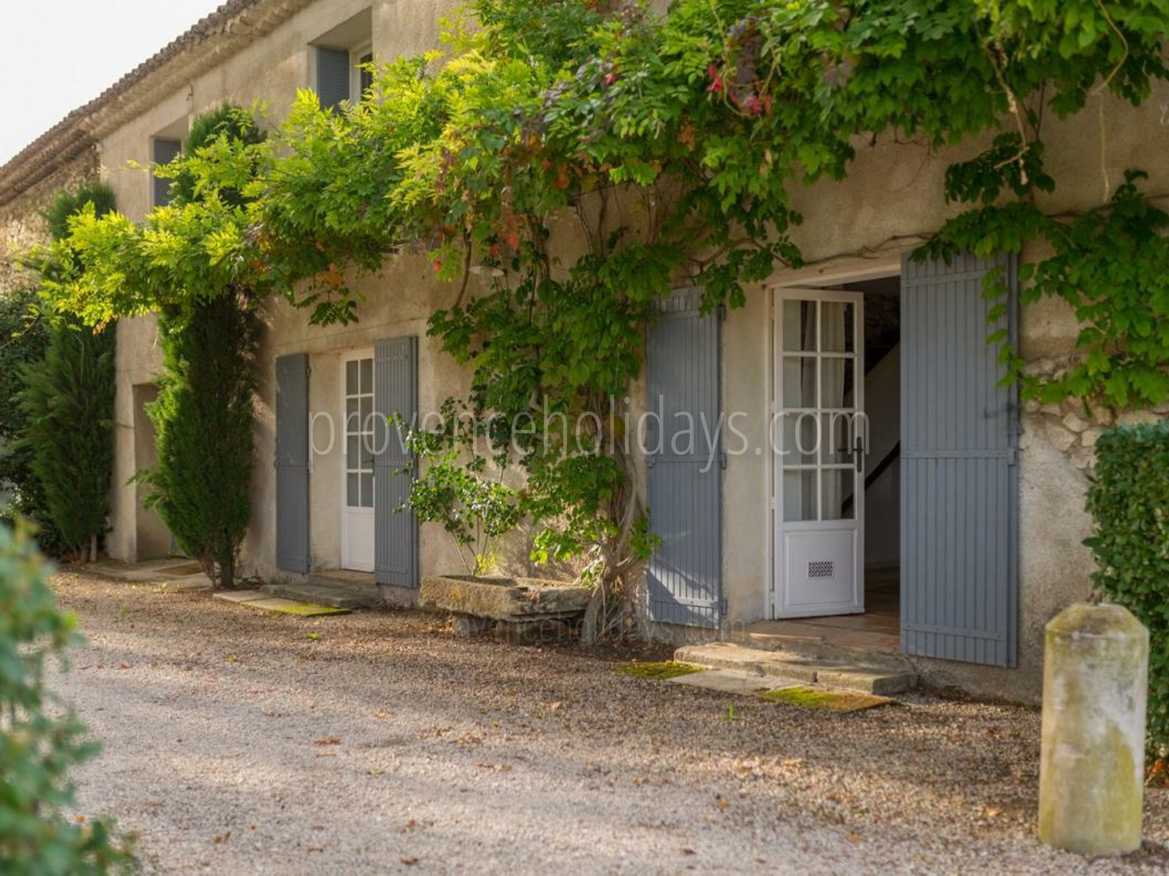 7 - Mas Mollégès: Villa: Exterior