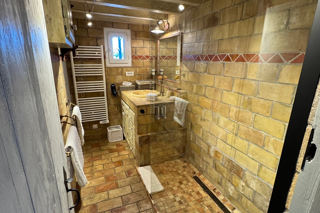 38 - Mas de l\'Oiseau: Villa: Bathroom