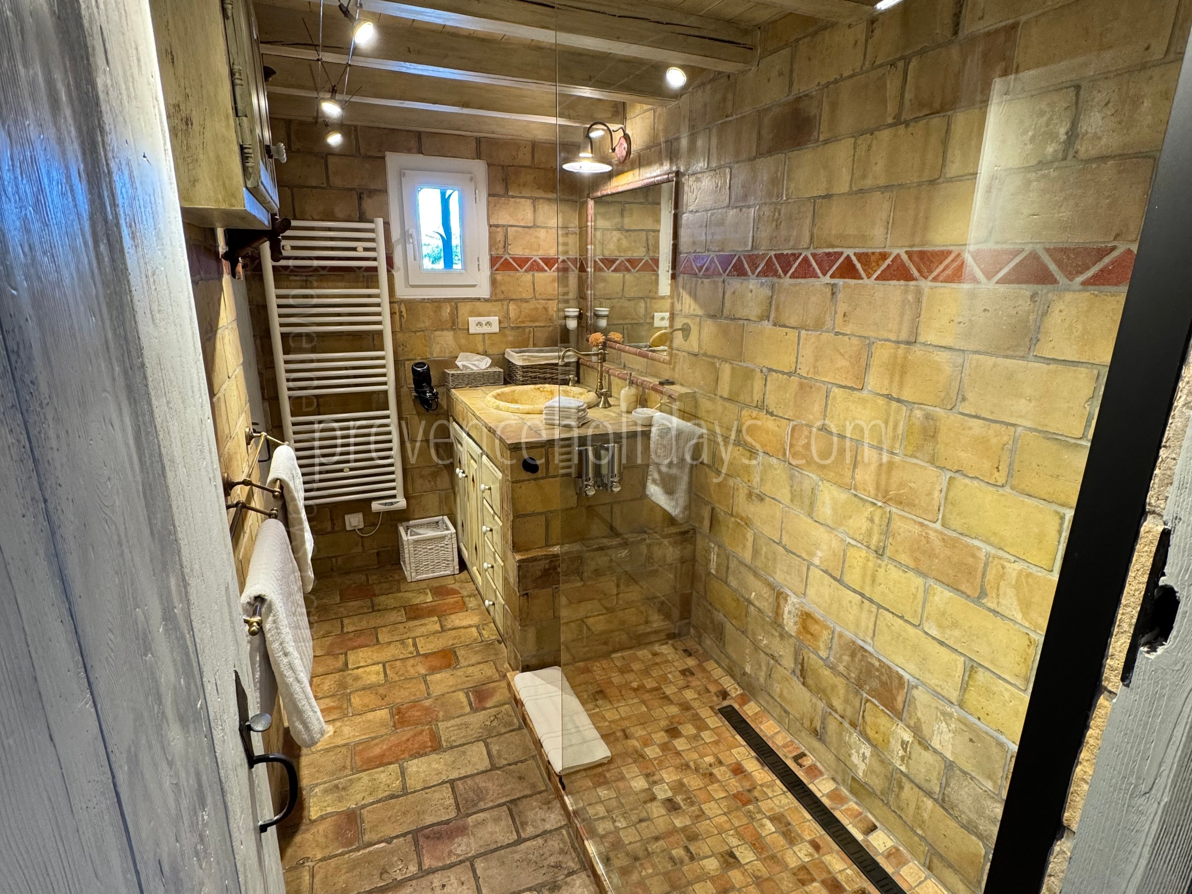 37 - Mas de l\'Oiseau: Villa: Bathroom