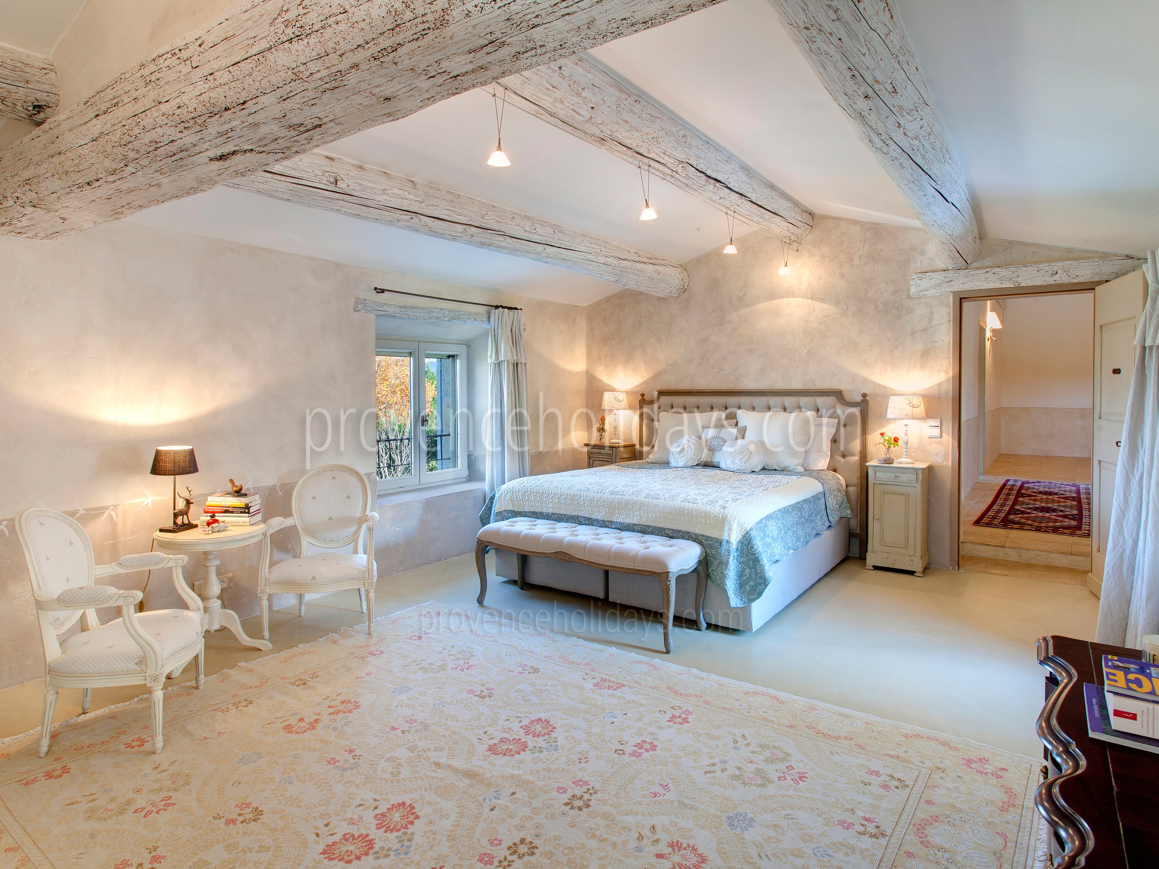 15 - Mas Bonnieux: Villa: Bedroom