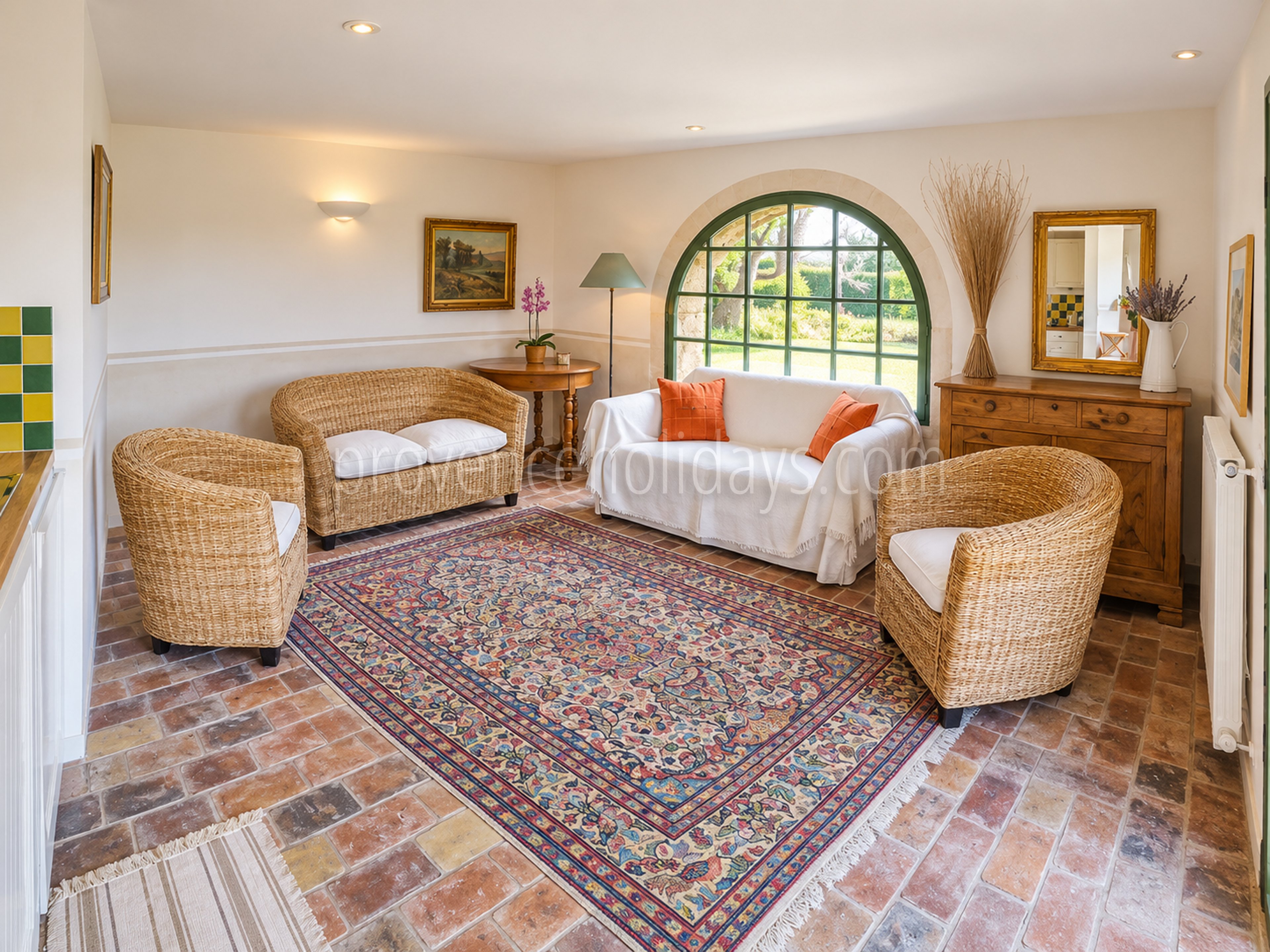 8 - Farmhouse with outbuildings in Lambesc: Villa: Interior