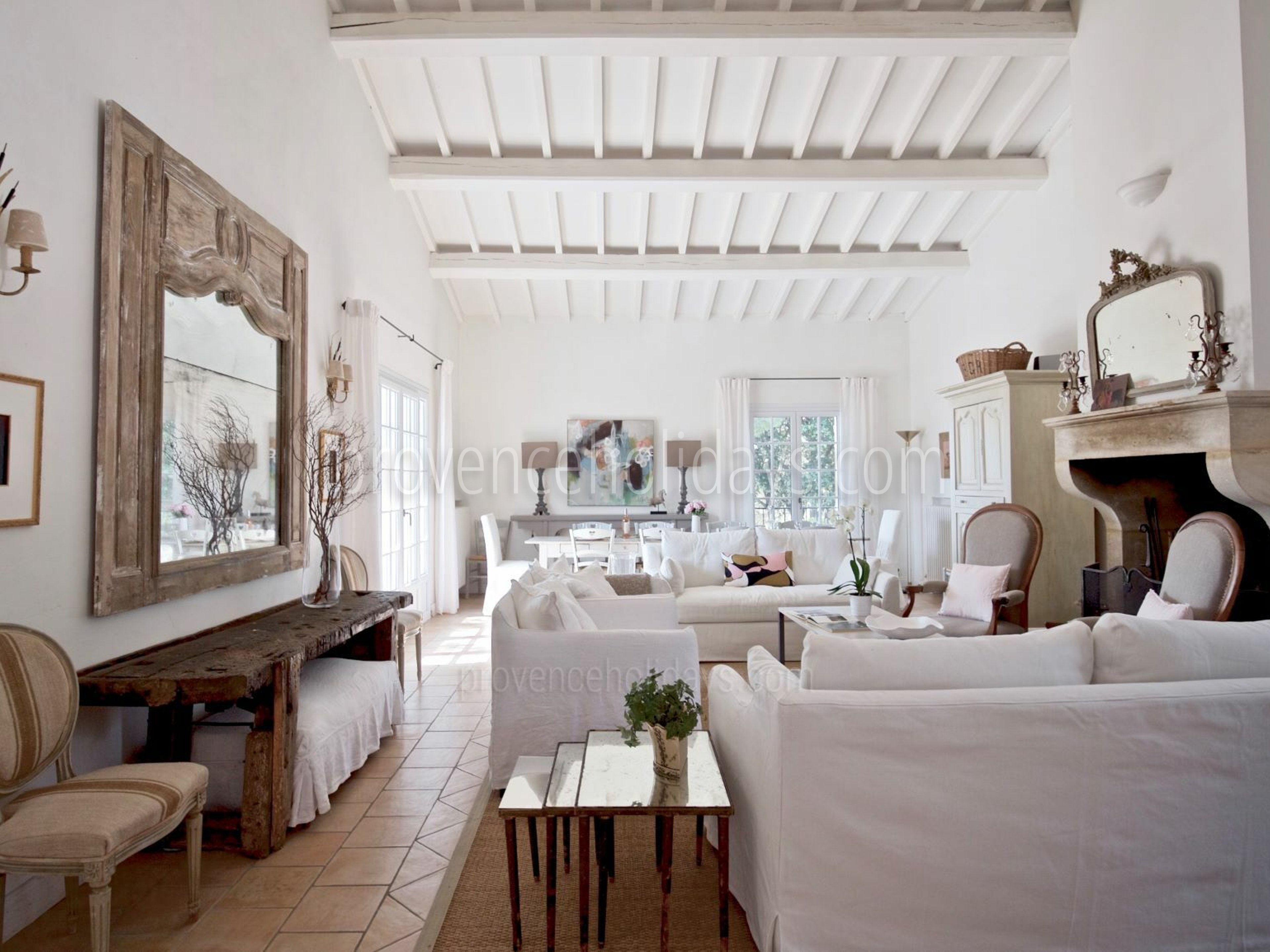 34 - Mas de Gordes: Villa: Interior