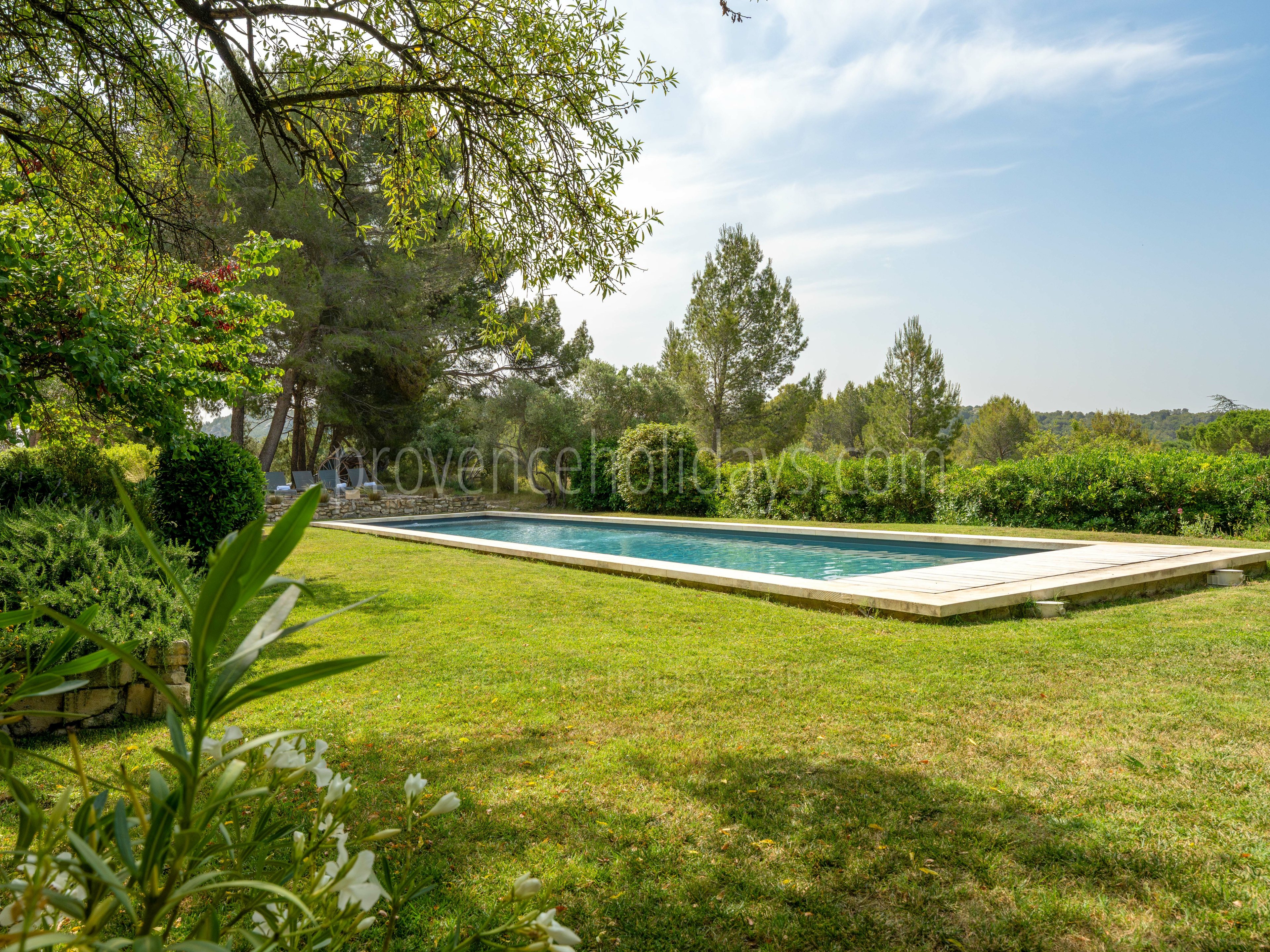 38 - Mas des Roches: Villa: Pool
