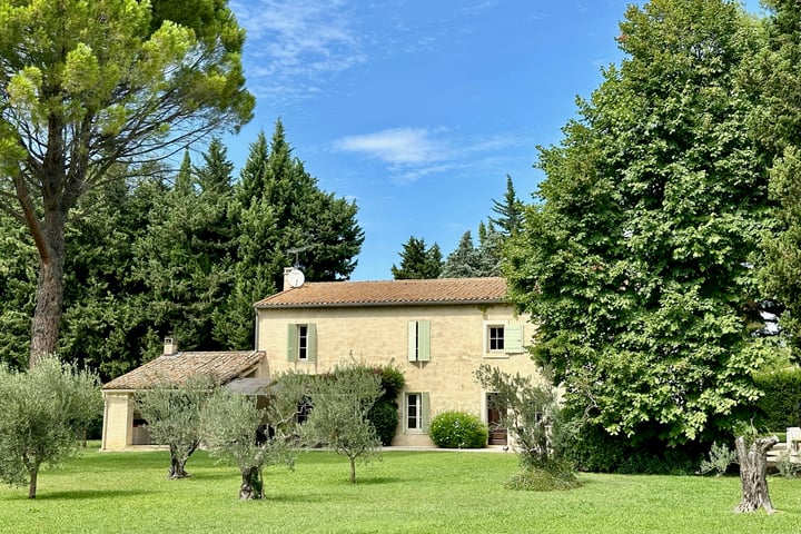 Ferienhaus mit beheiztem Pool in Maussane les Alpilles