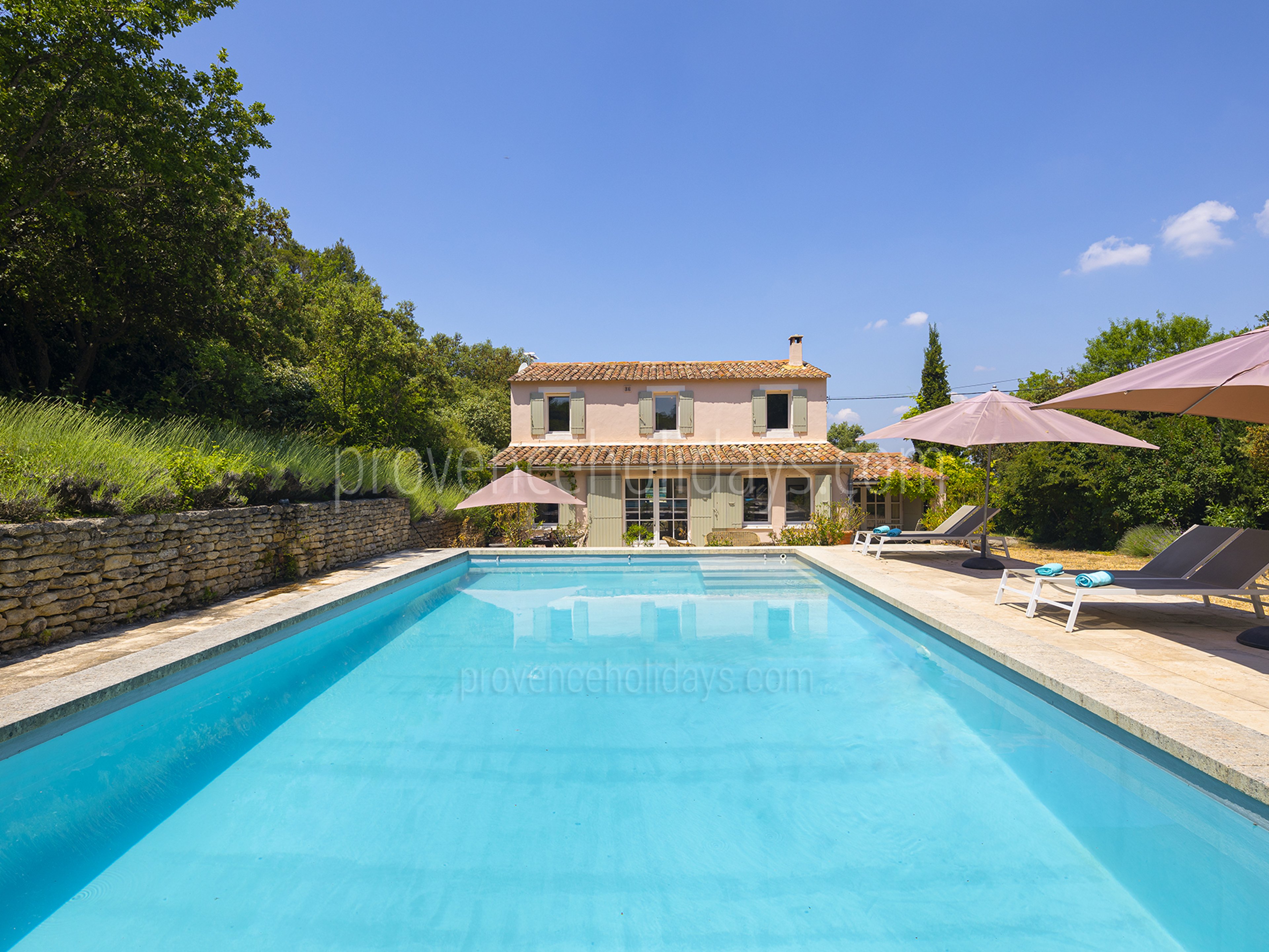 6 - Maison de la Colline: Villa: Pool