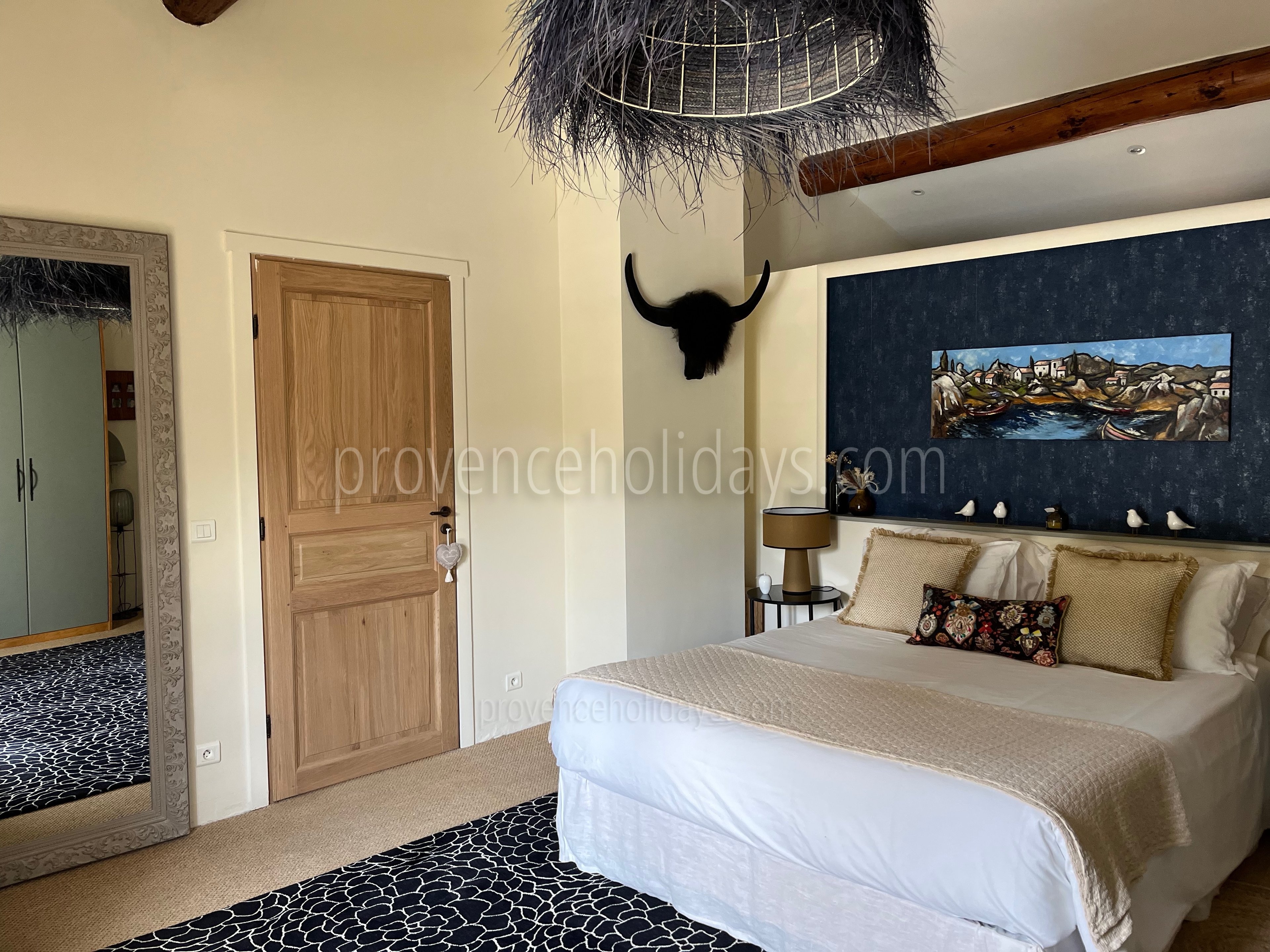 36 - Le Mas de la Cabro: Villa: Bedroom