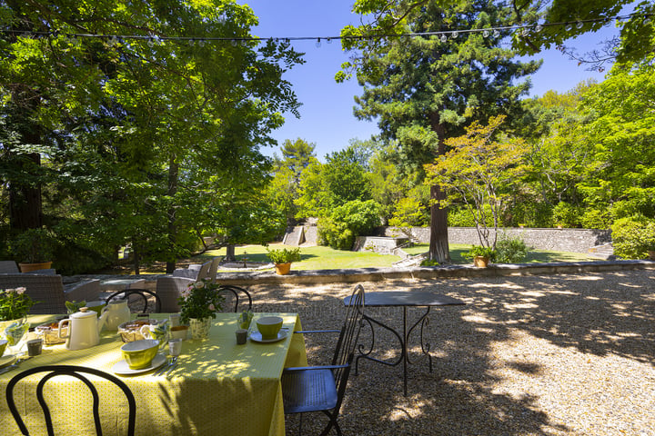 11 - Bastide de l\'Isle: Villa: Exterior