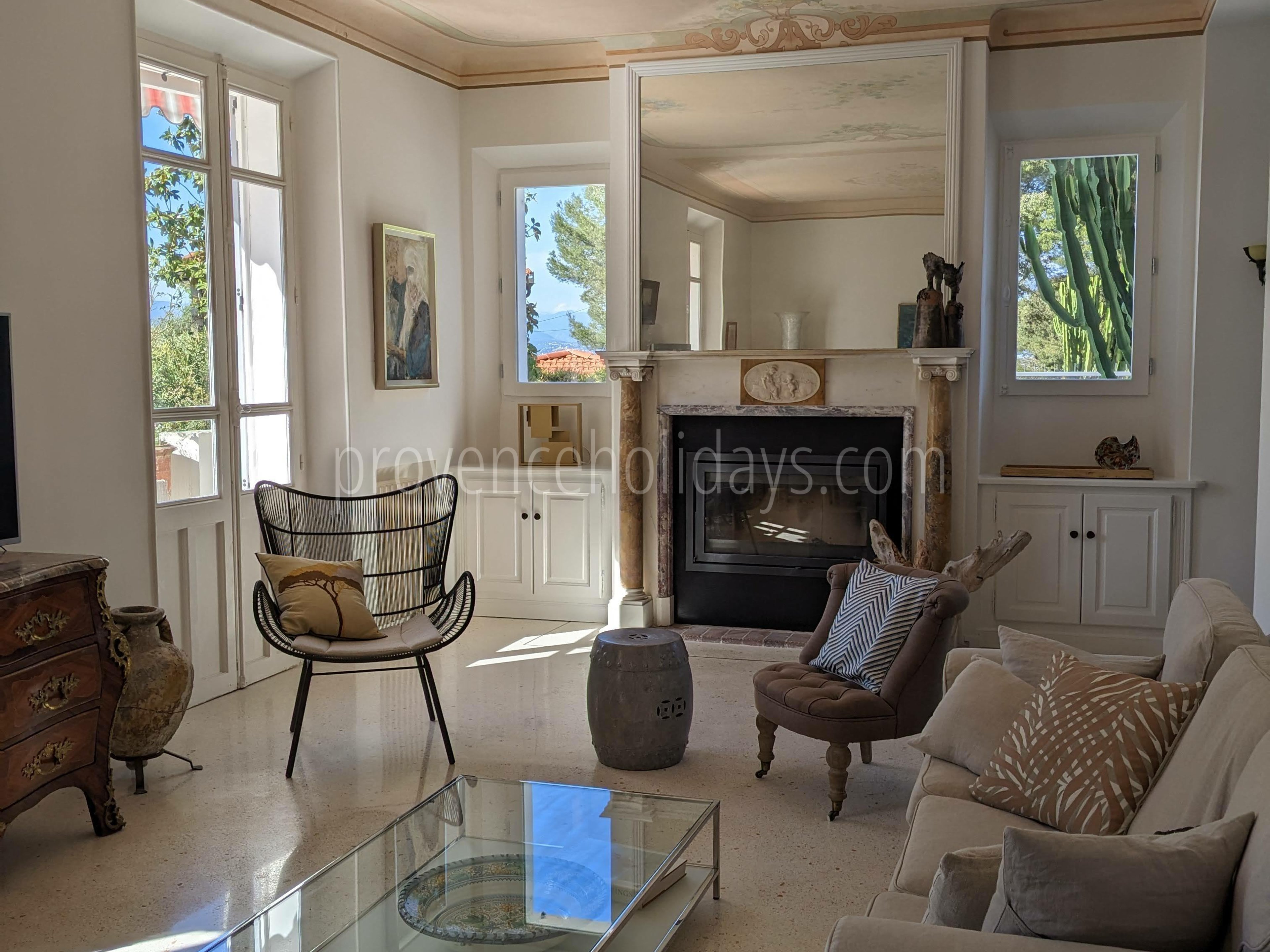39 - Villa Cap d\'Antibes: Villa: Interior