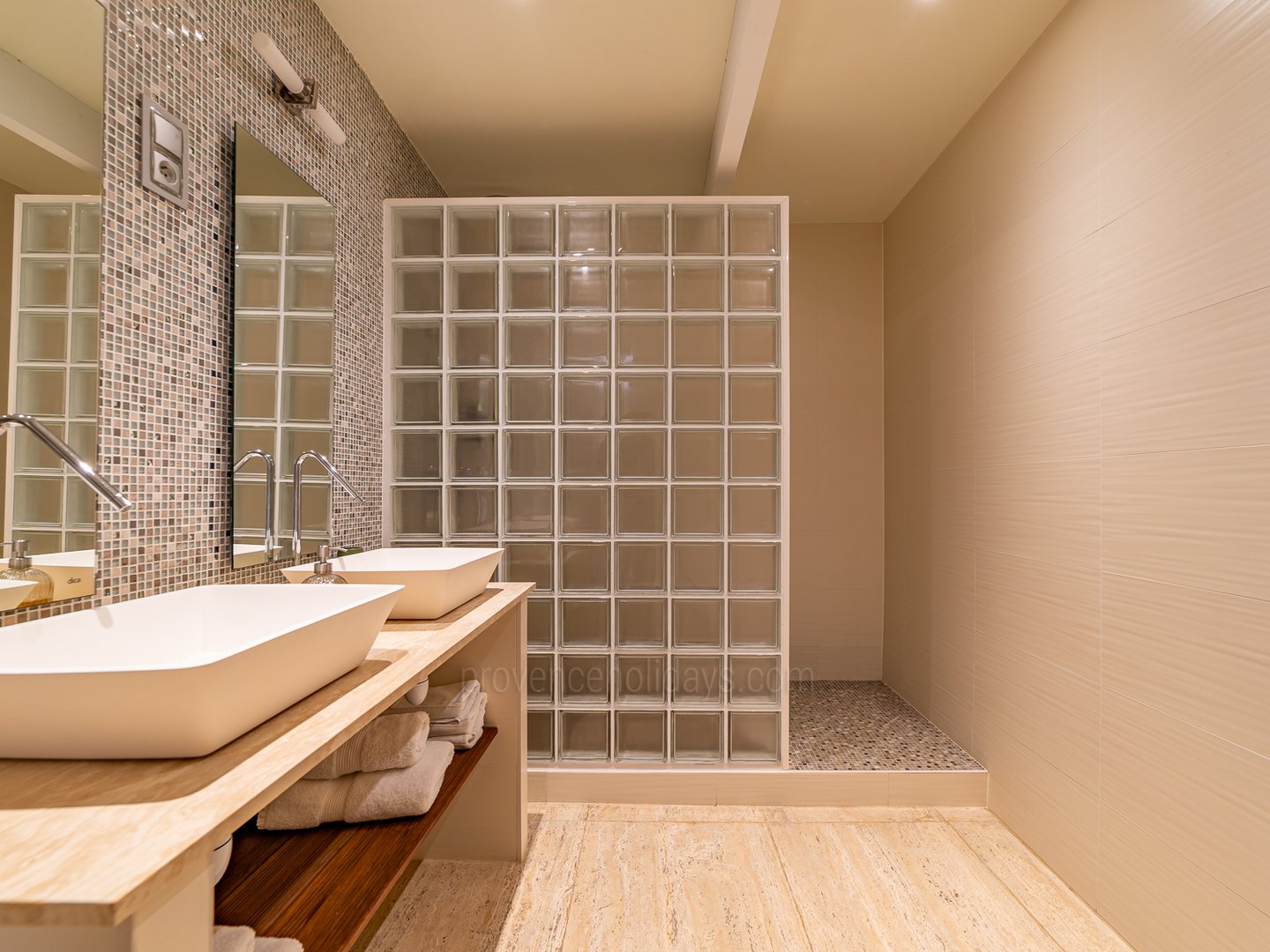 14 - Bastide Silène: Villa: Bathroom