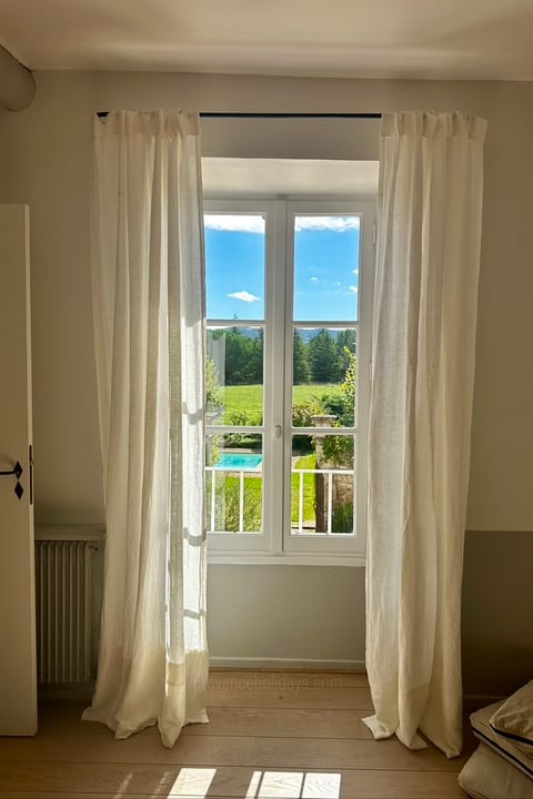 18 - Mas Sérénité: Villa: Bedroom