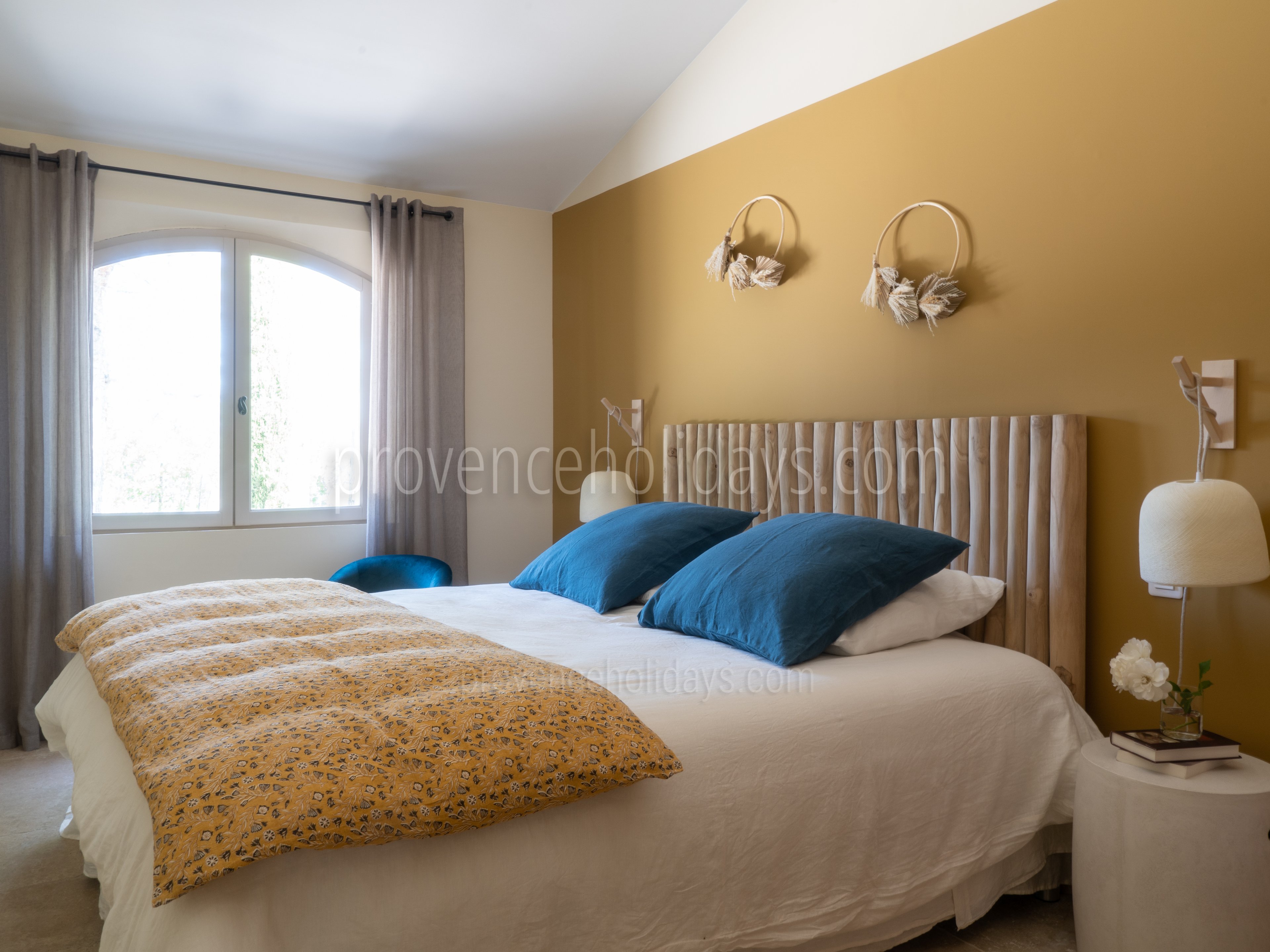 22 - Mas des Aupiho: Villa: Bedroom