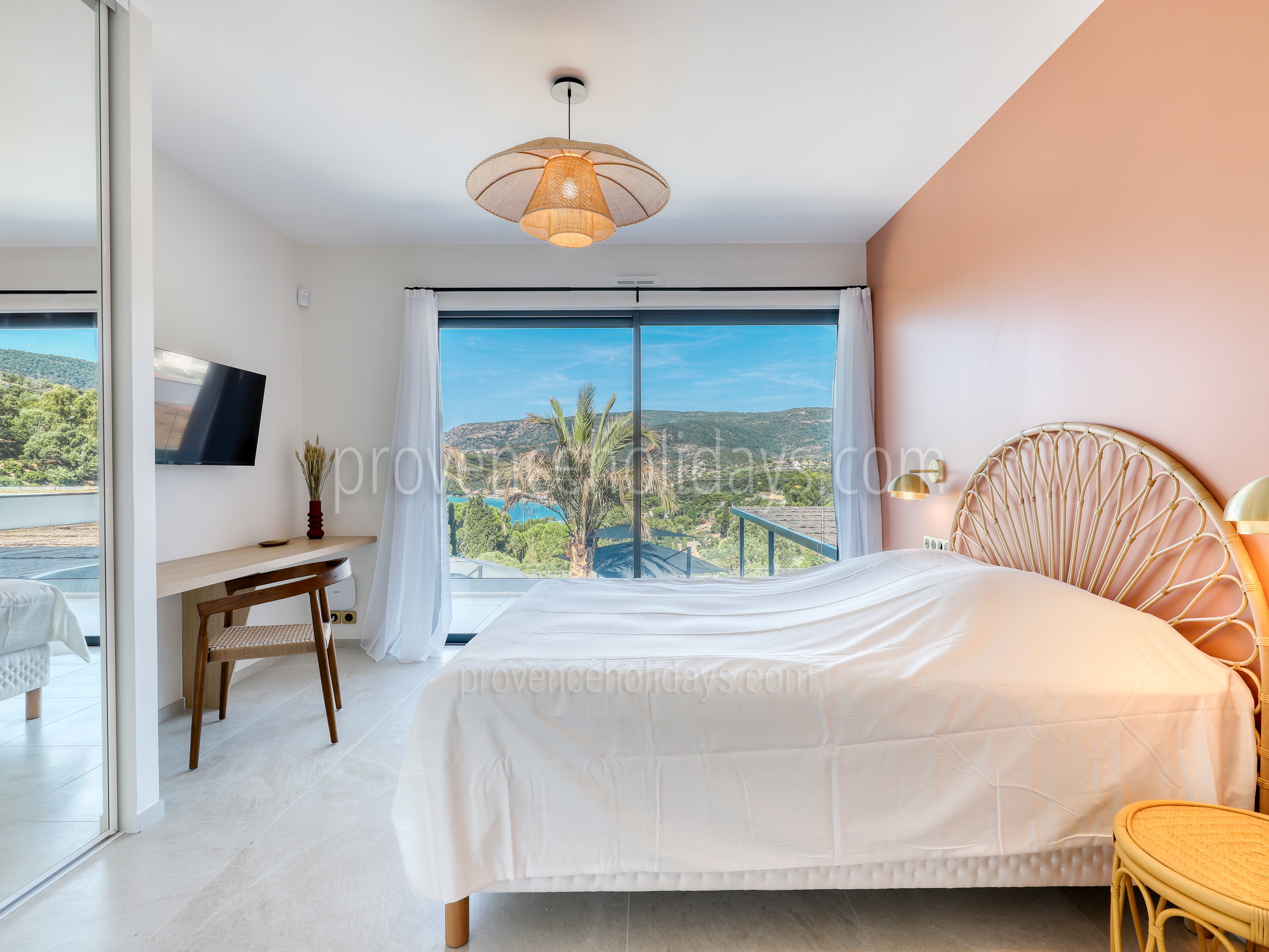 20 - Domaine de la Baie: Villa: Bedroom