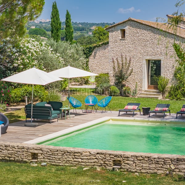 Authentic Provencal property with a heated pool | Provence Property Sales