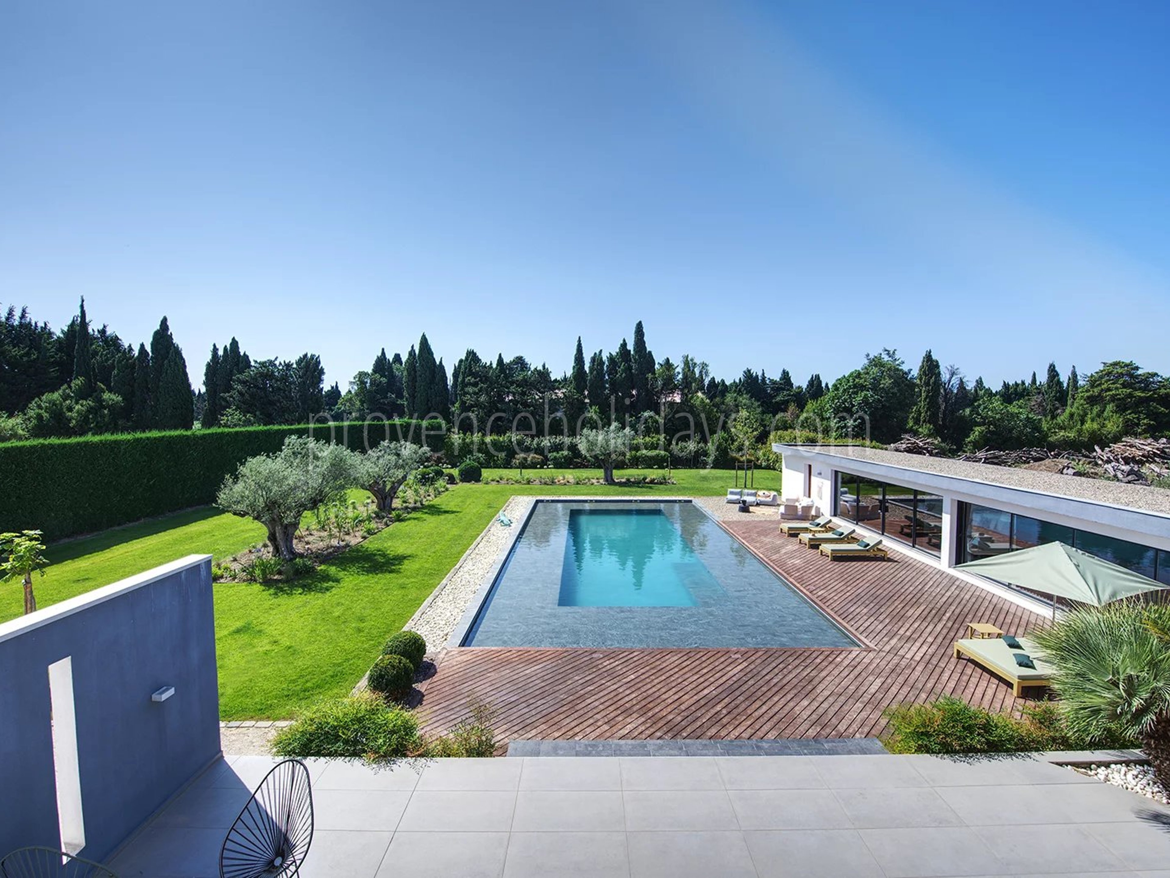 16 - House with pool house in Eyguières: Villa: Pool