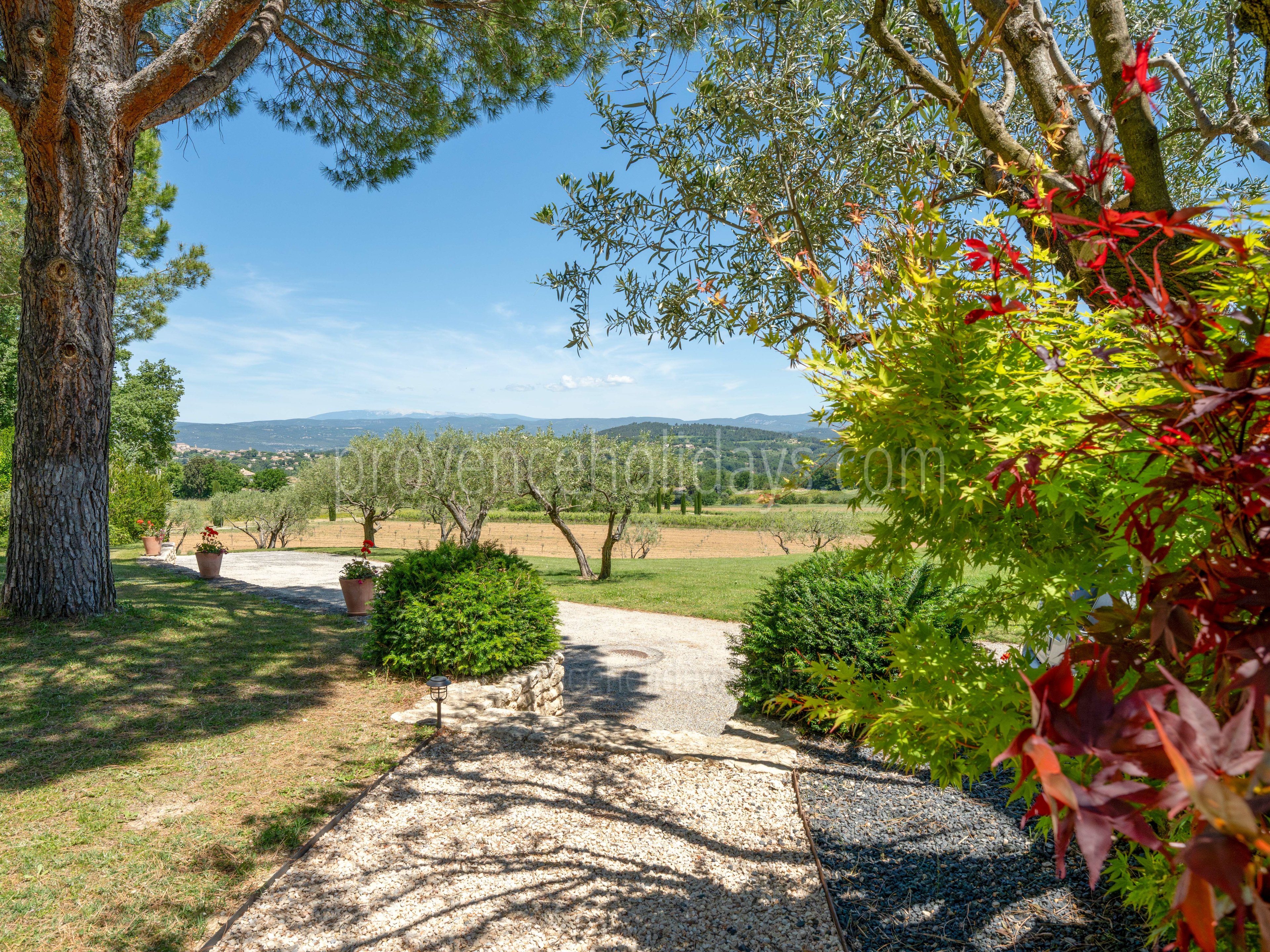 4 - Le Mas de Goult (24): Villa: Exterior