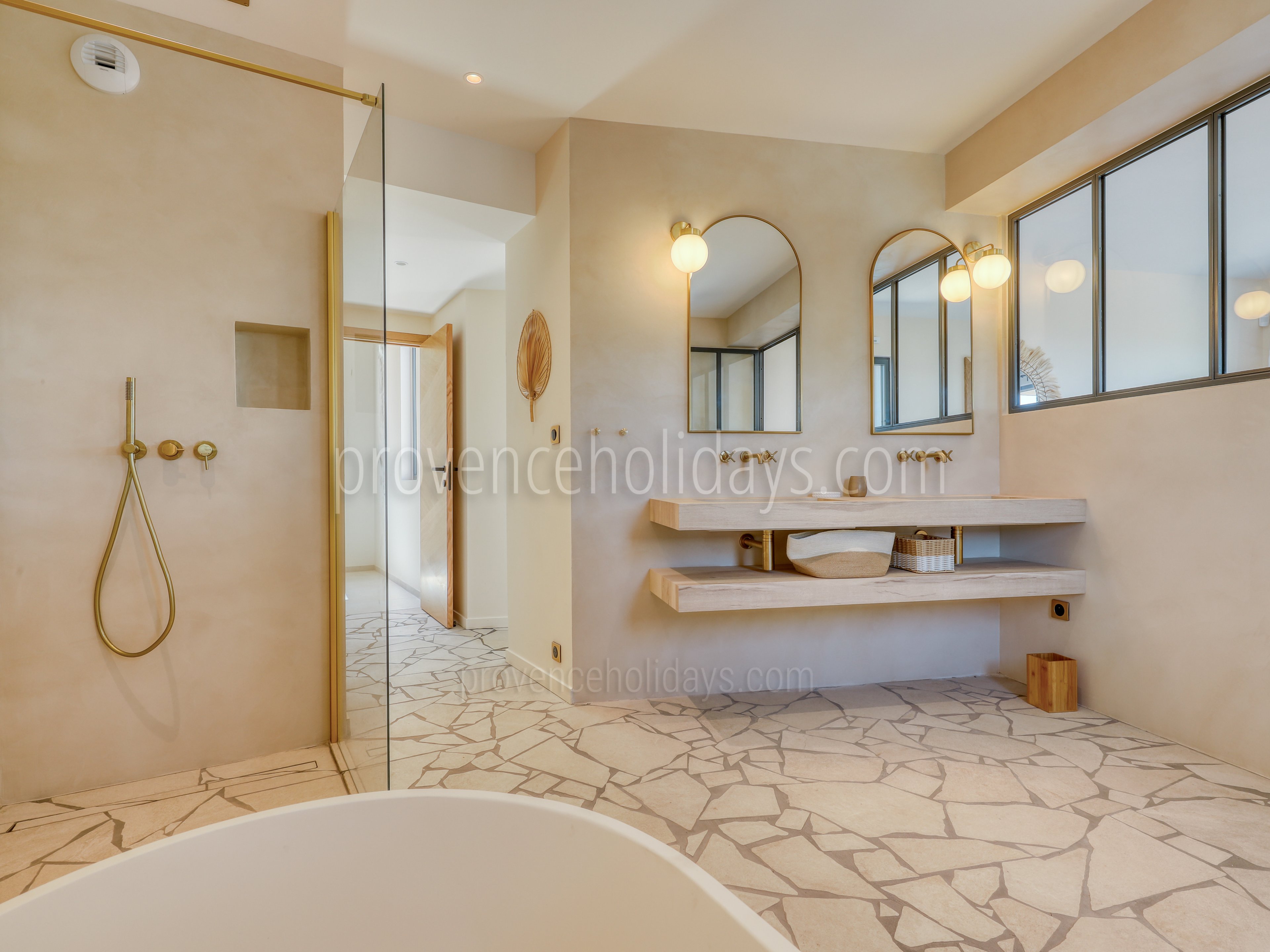 23 - Domaine de la Baie: Villa: Bathroom