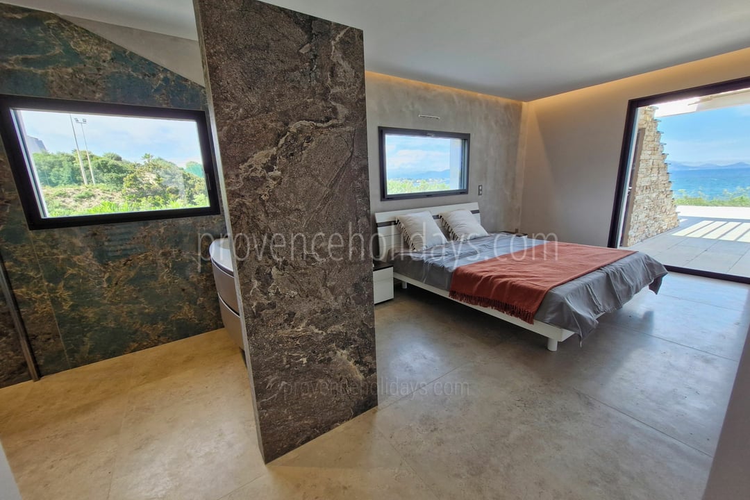 9 - Villa Issa: Villa: Bedroom