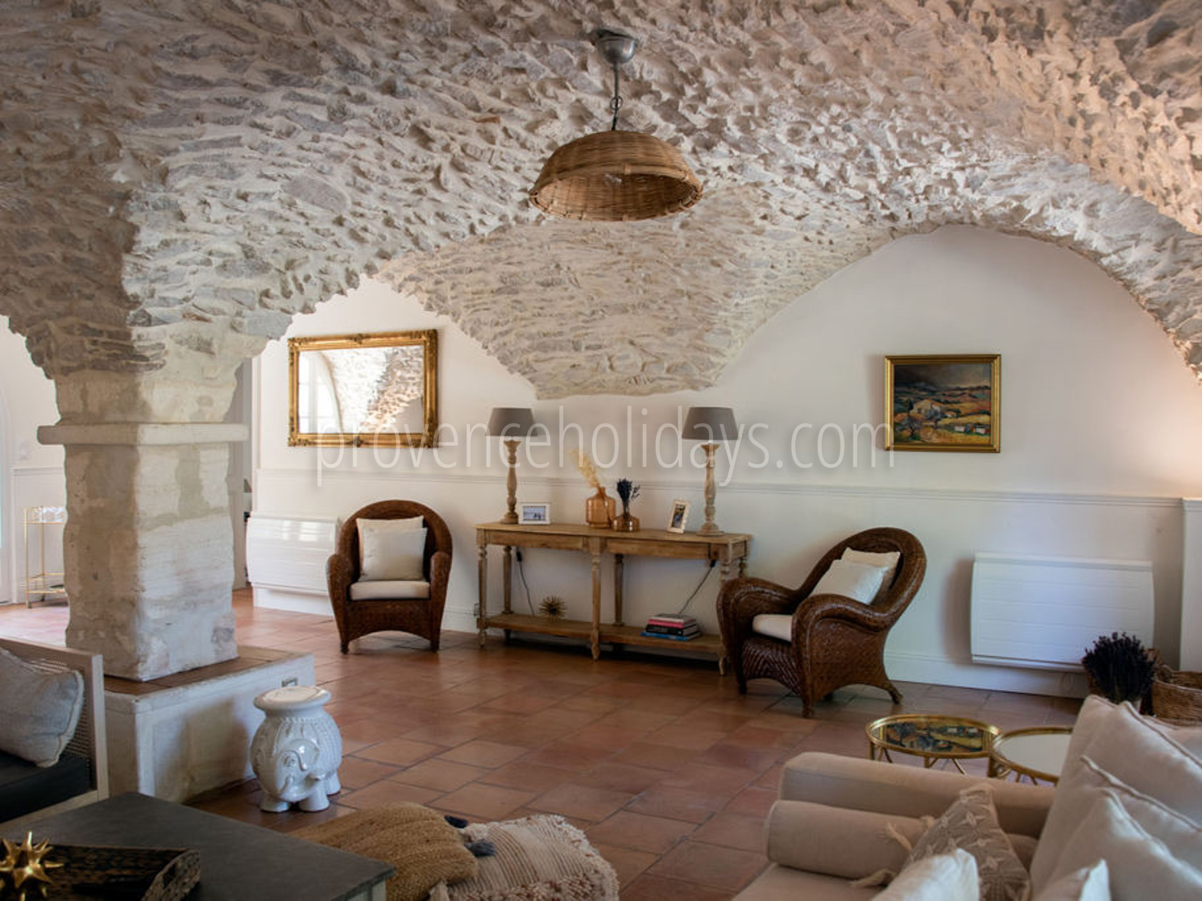 22 - Mas Mouriès: Villa: Interior