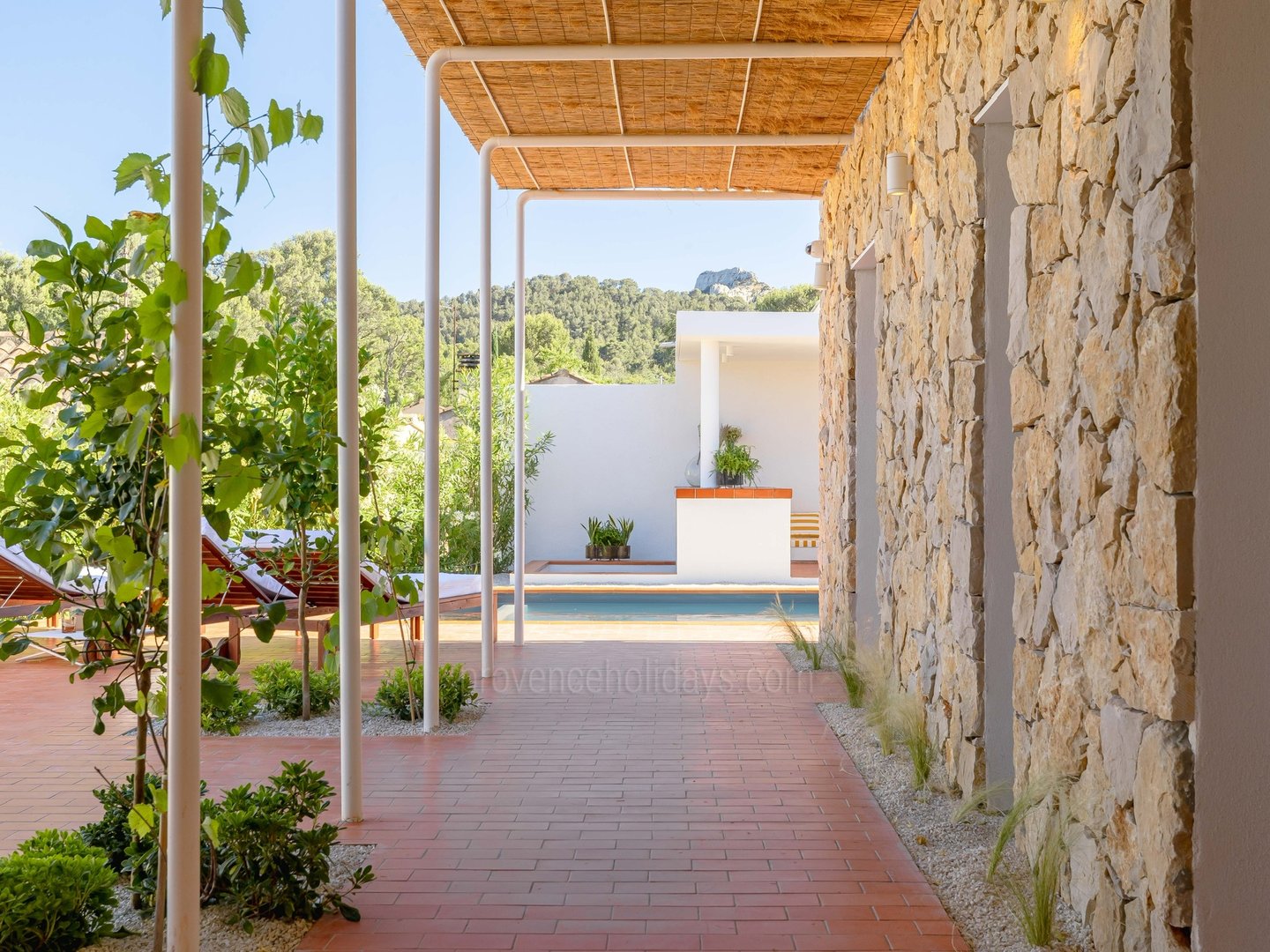 22 - Maison Bardot: Villa: Exterior