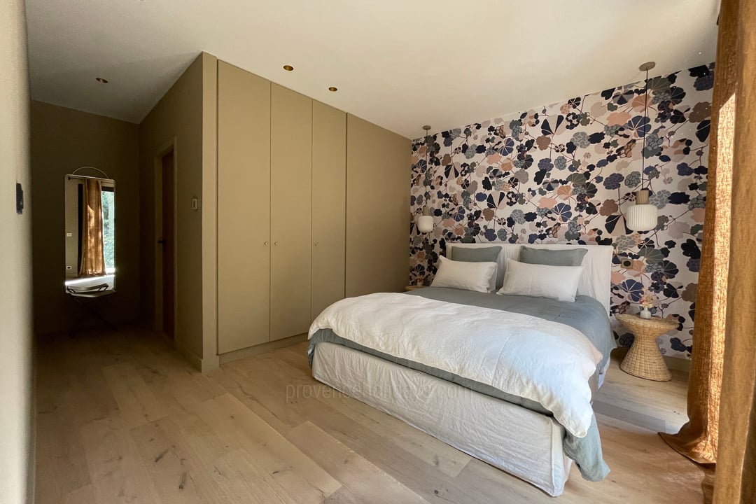 10 - Le Magnolia: Villa: Bedroom