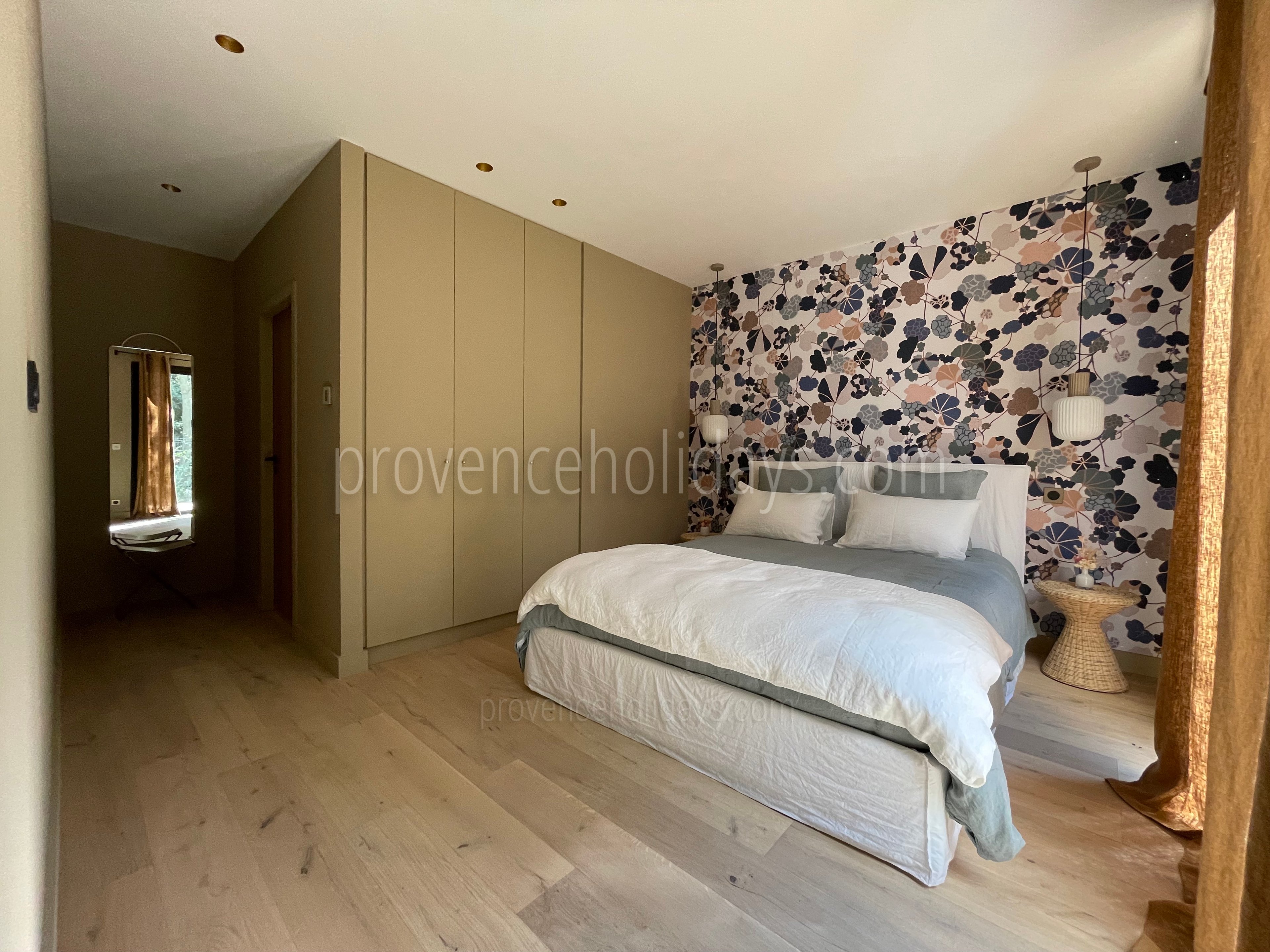 4 - Le Magnolia: Villa: Bedroom