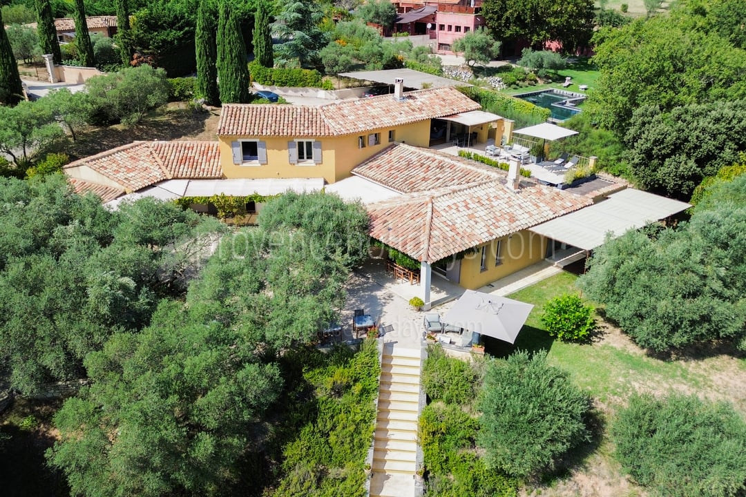 3 - Villa des Rosiers: Villa: Exterior