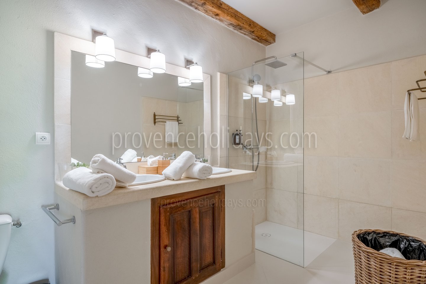 51 - Le Mas de Goult (24): Villa: Bathroom