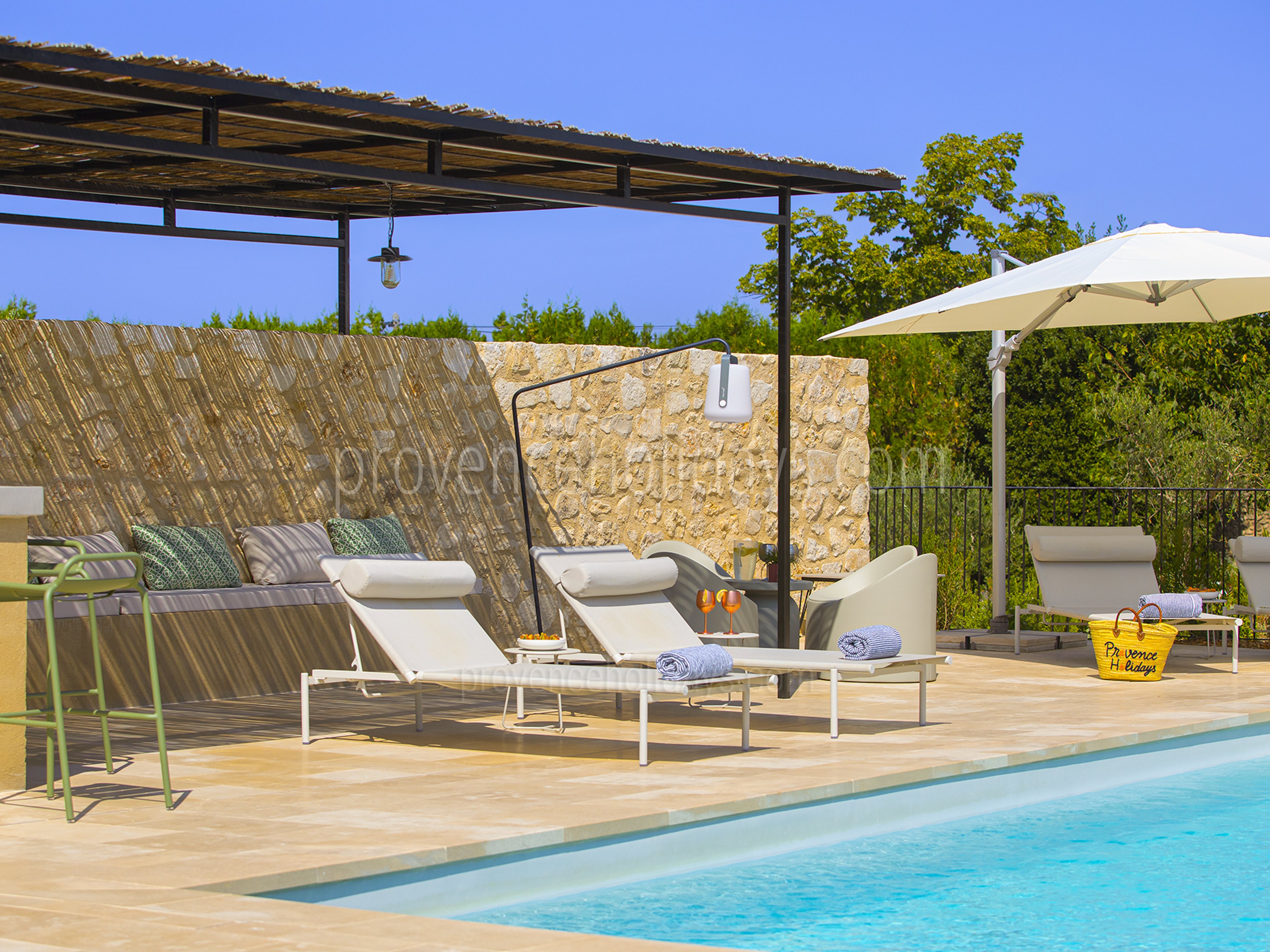 30 - Mas de la Lône: Villa: Pool
