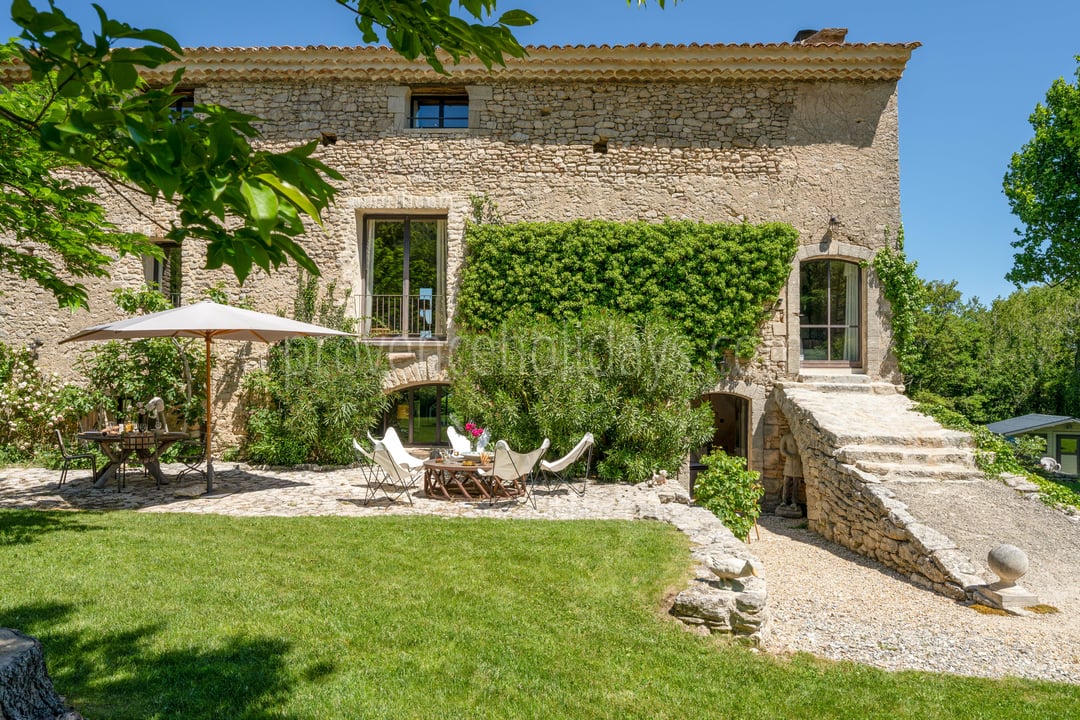 9 - La Chapelle Saint-Pons: Villa: Exterior
