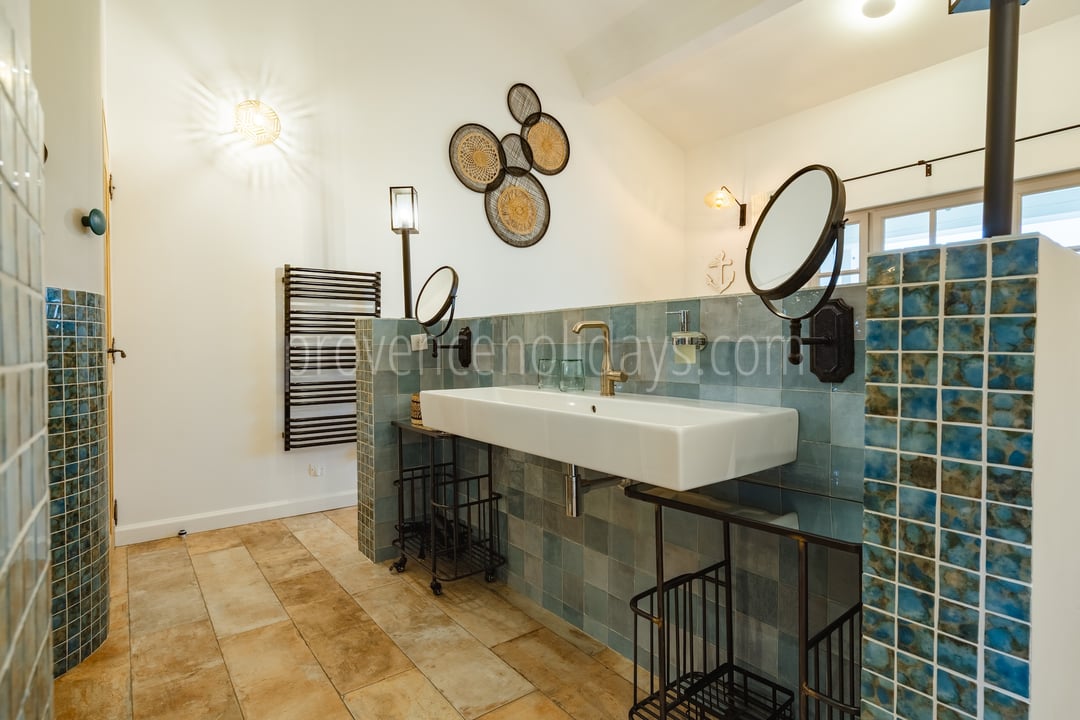 22 - Le Mas Sainte Marie: Villa: Bathroom