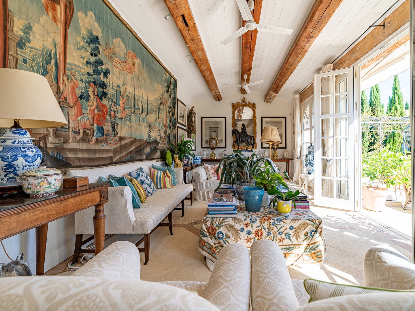 7 - Domaine Fontbrune: Villa: Interior