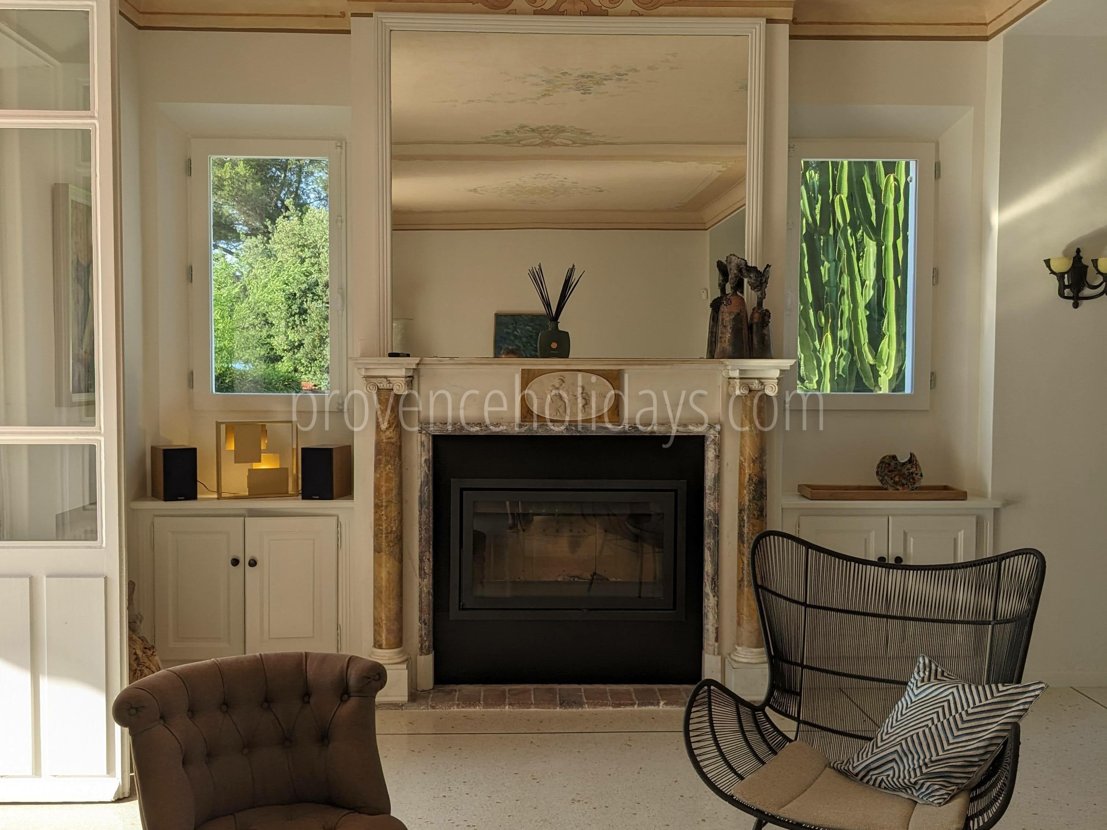 36 - Villa Cap d\'Antibes: Villa: Interior